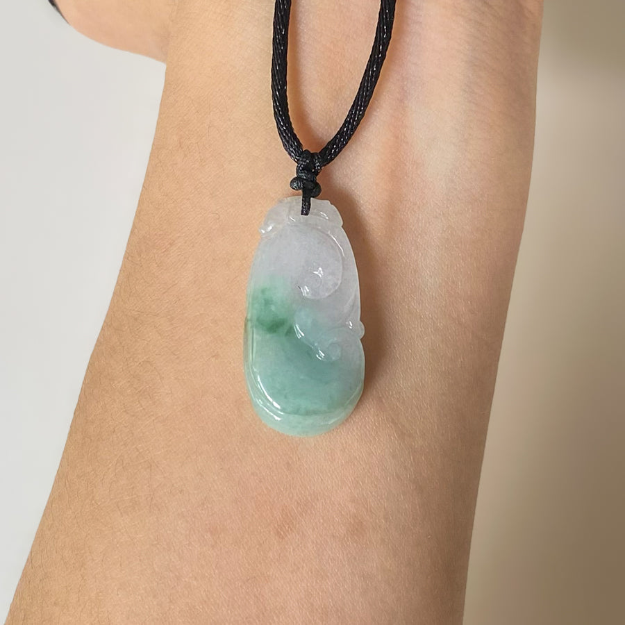 Green Ruyi Jade Pendant