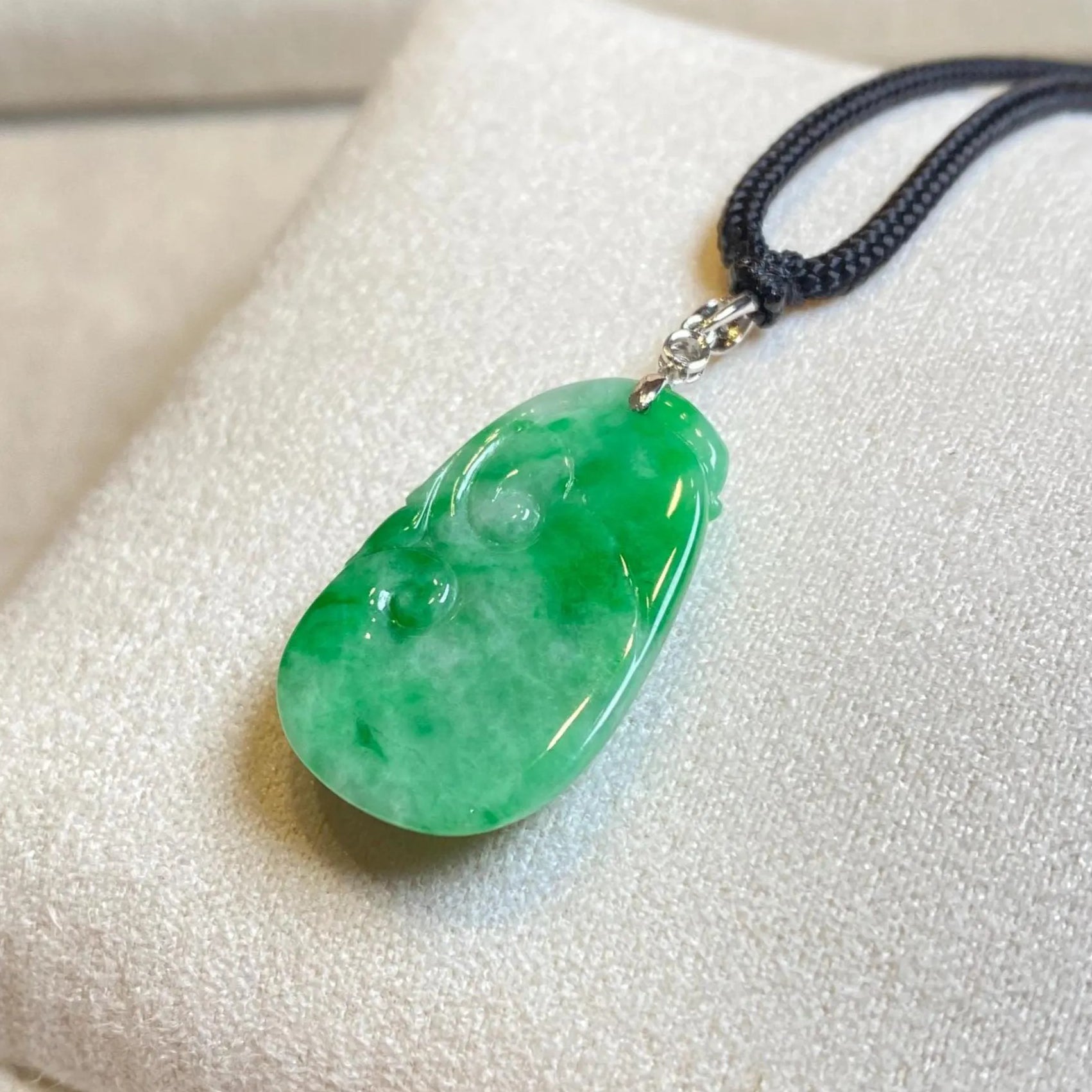 Natural Green Ruyi Jade Pendant - 18k White Gold Bail & Diamond