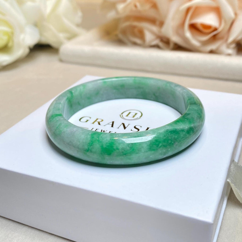 52.6mm Green Color Jadeite Bangle – Untreated Natural Green Burmese Jadeite