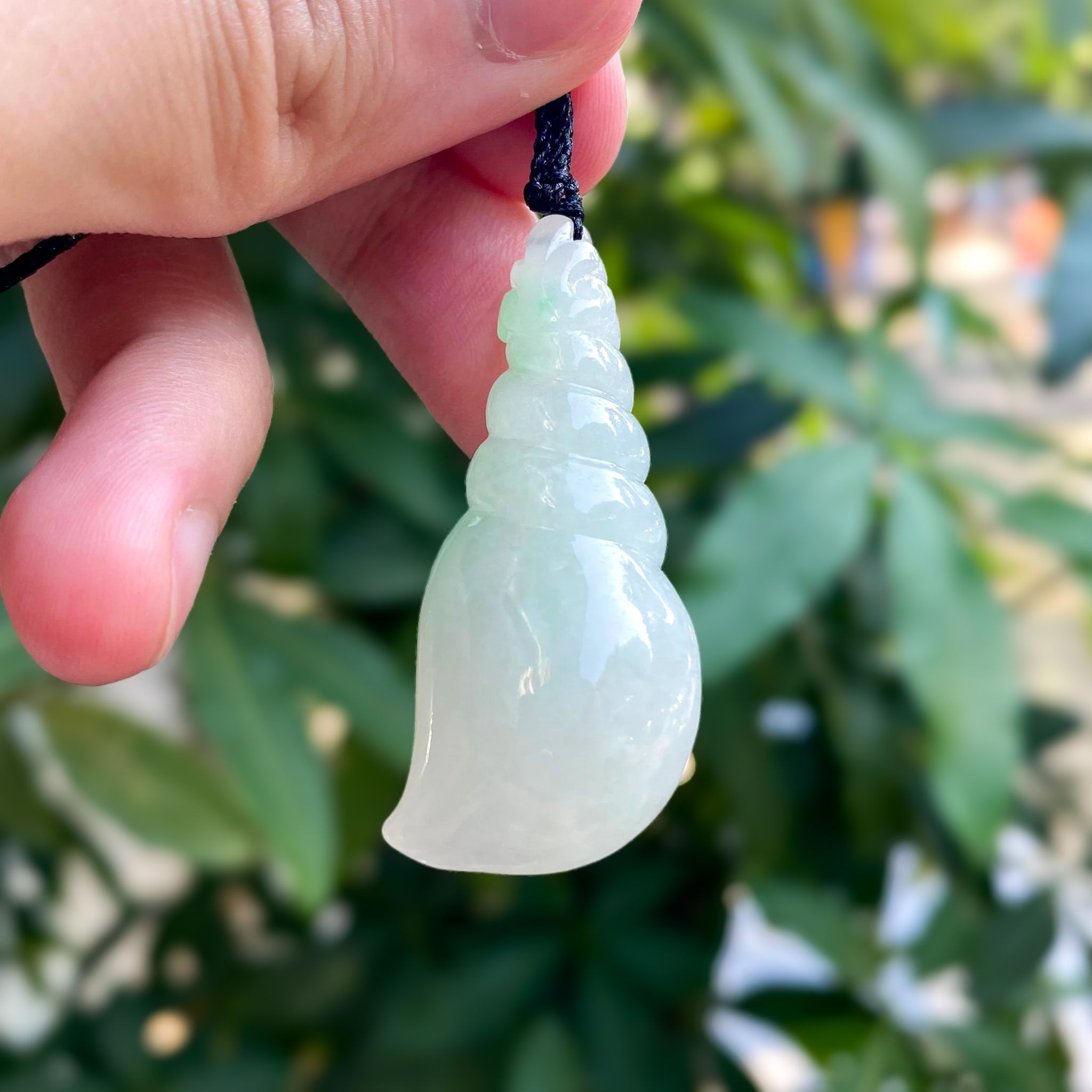 Handcrafted Lime Green Jade Seashell Pendant – Adjustable Black Cord, Harmony & Tranquility