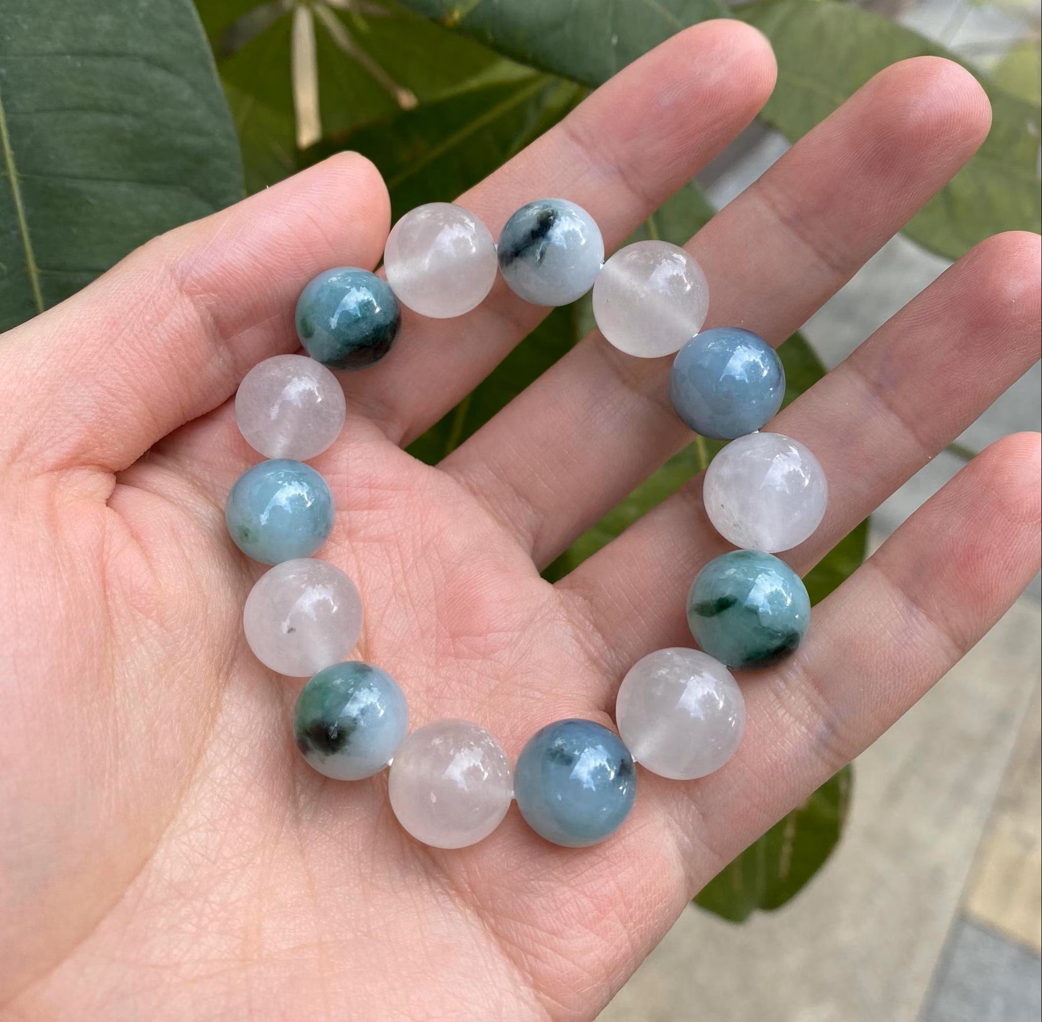 Natural Type-A Burmese Jadeite Beaded Bracelet - Green & White, 13mm