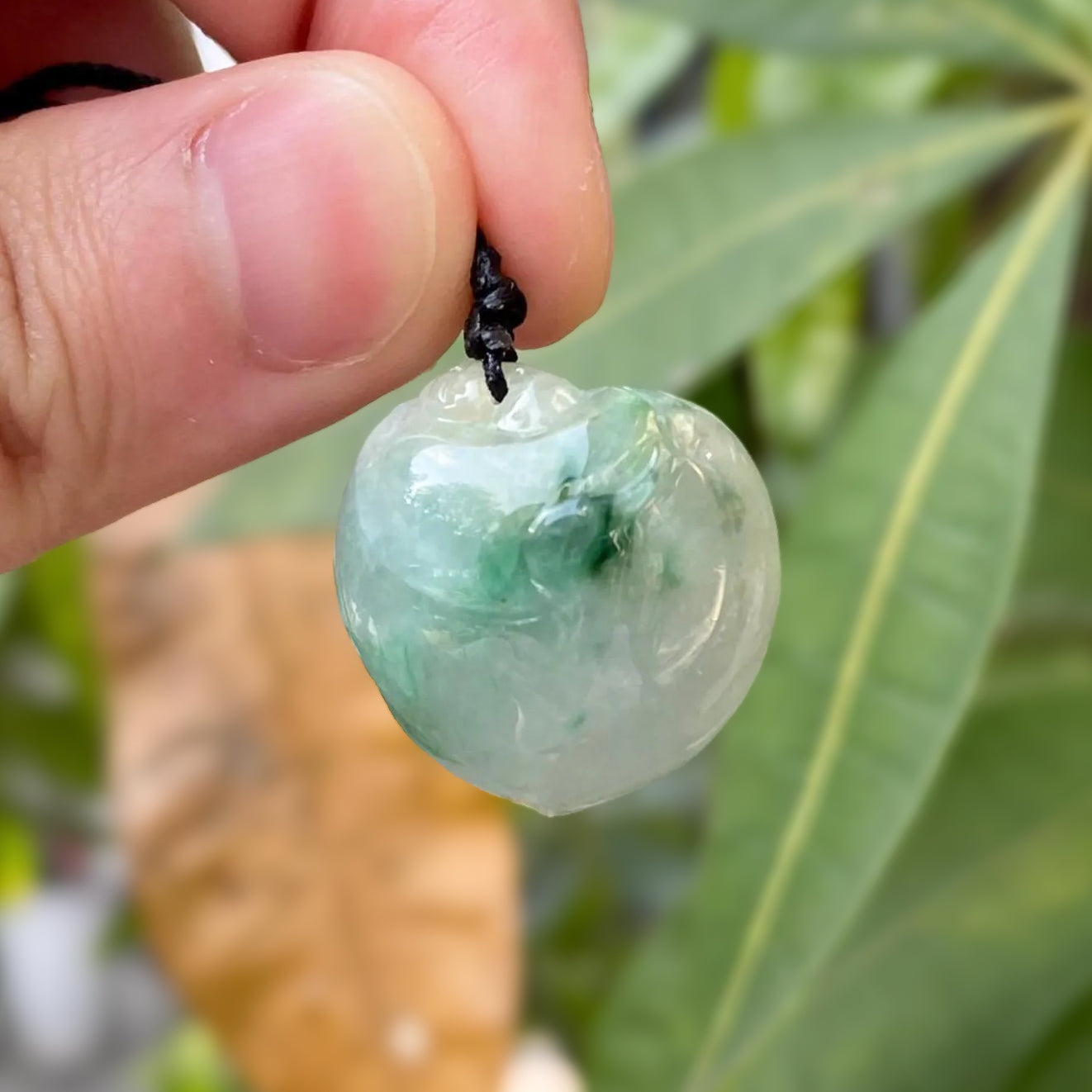 Green Peach-Shaped Carved Jadeite Pendant Necklace
