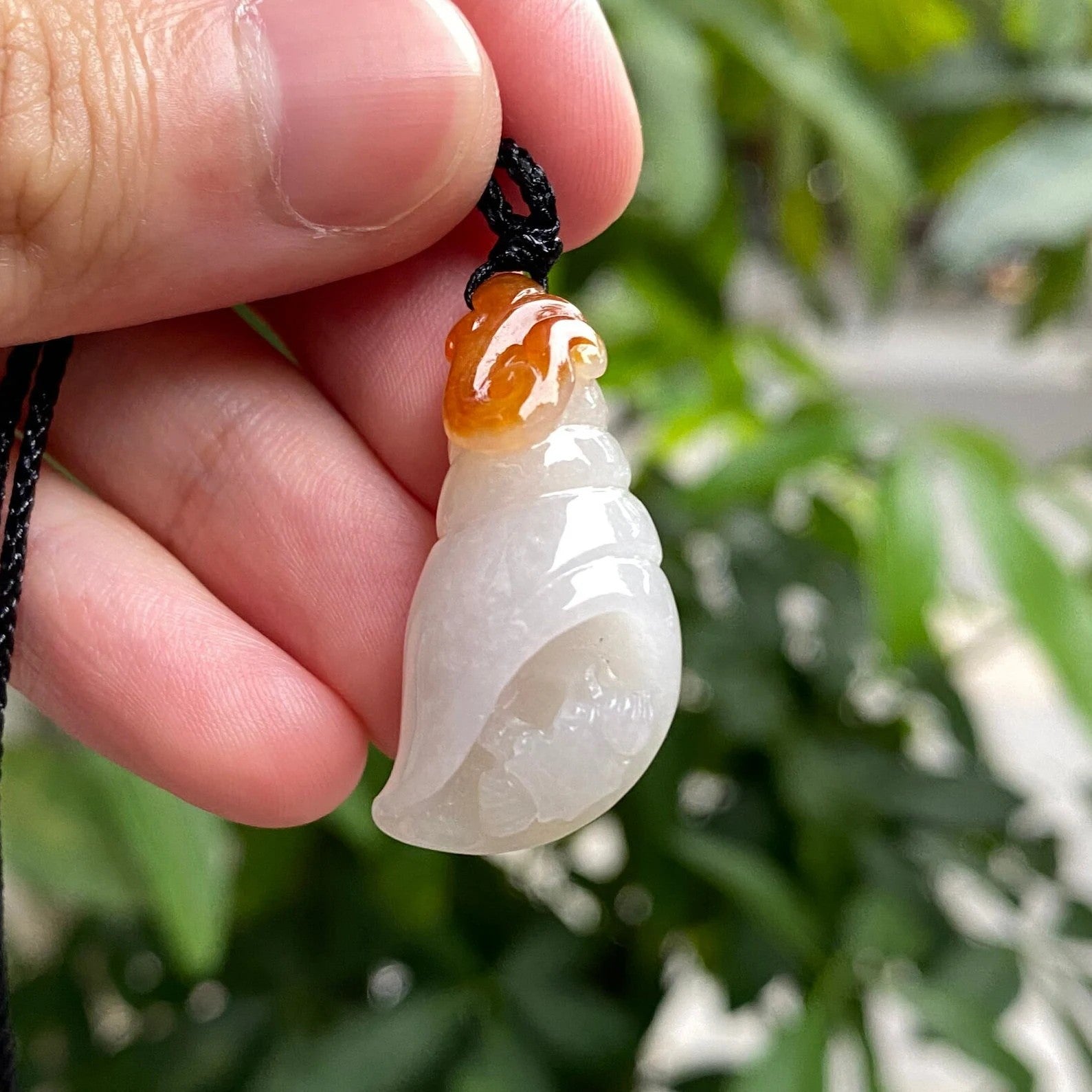 Gransky Natural Burmese Jadeite Sea Shell Pendant - Handmade Ocean-Inspired Jewelry Gift