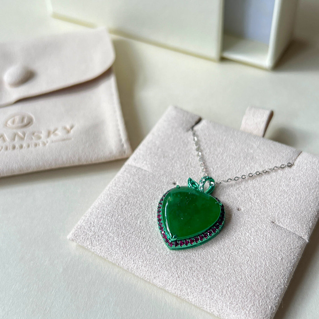Imperial Green Heart-Shaped Jade Pendant – 18K Green Gold & Ruby Accent
