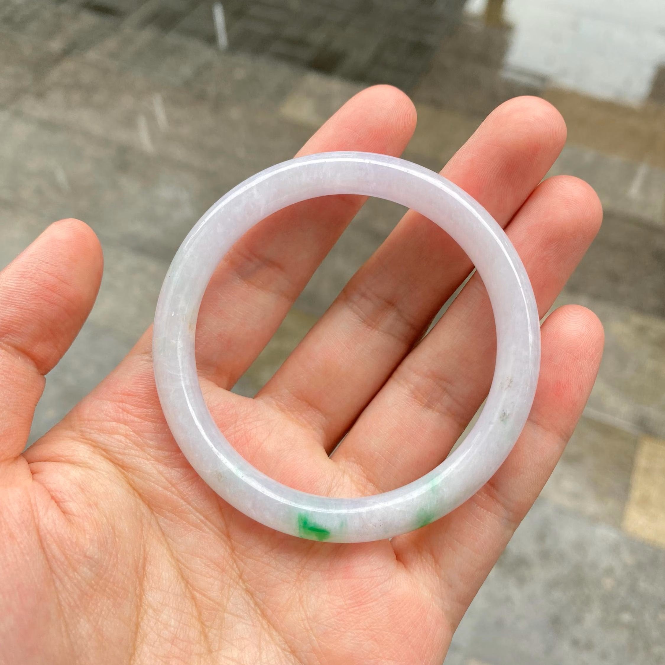 Dainty Purple Jadeite Bangle with Vivid Green, 56.5mm Inner Diameter