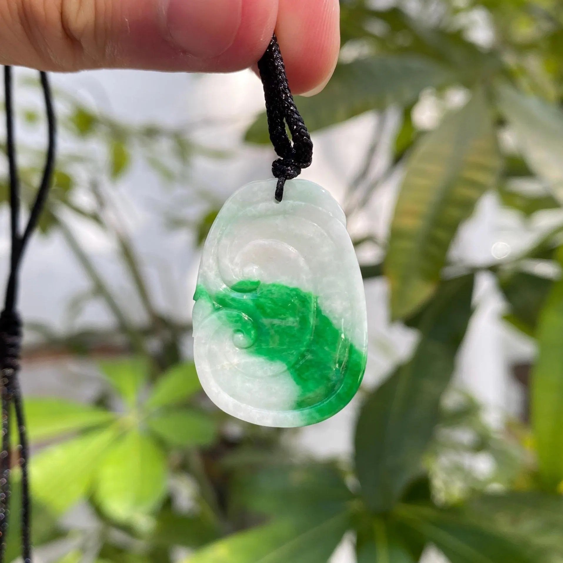 Ruyi Green Jade Pendant – Natural Burmese Jadeite