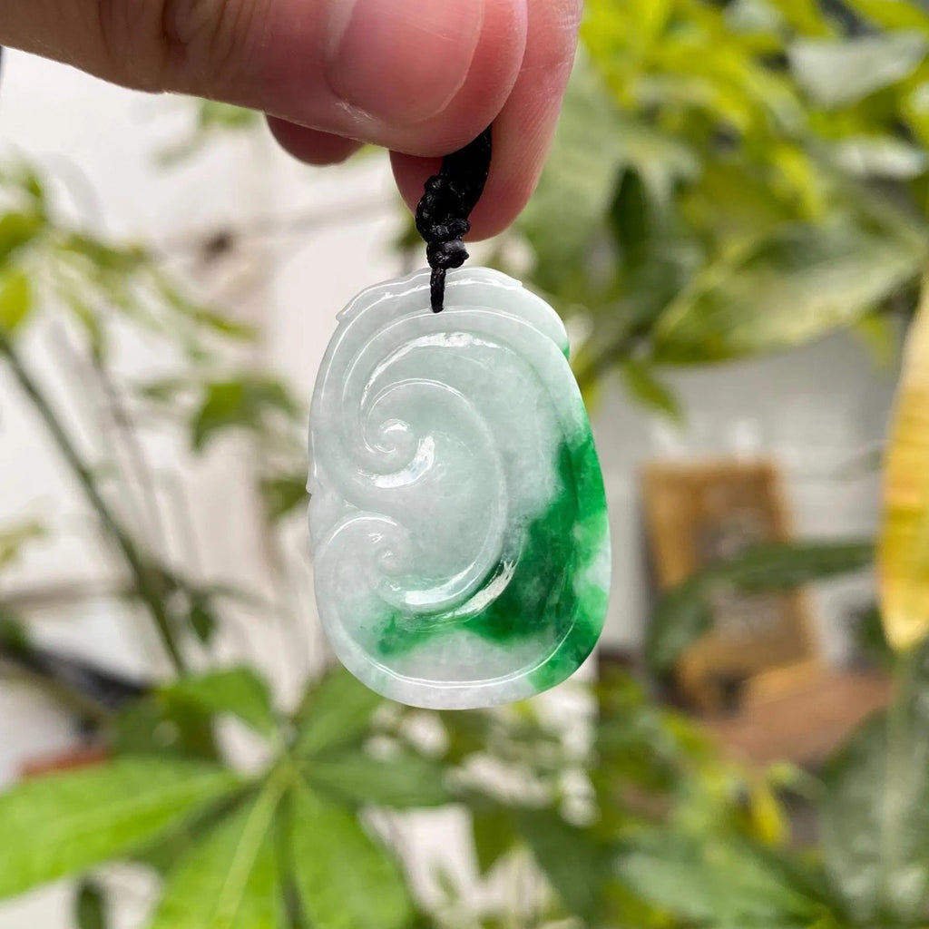 Ruyi Green Jade Pendant – Natural Burmese Jadeite
