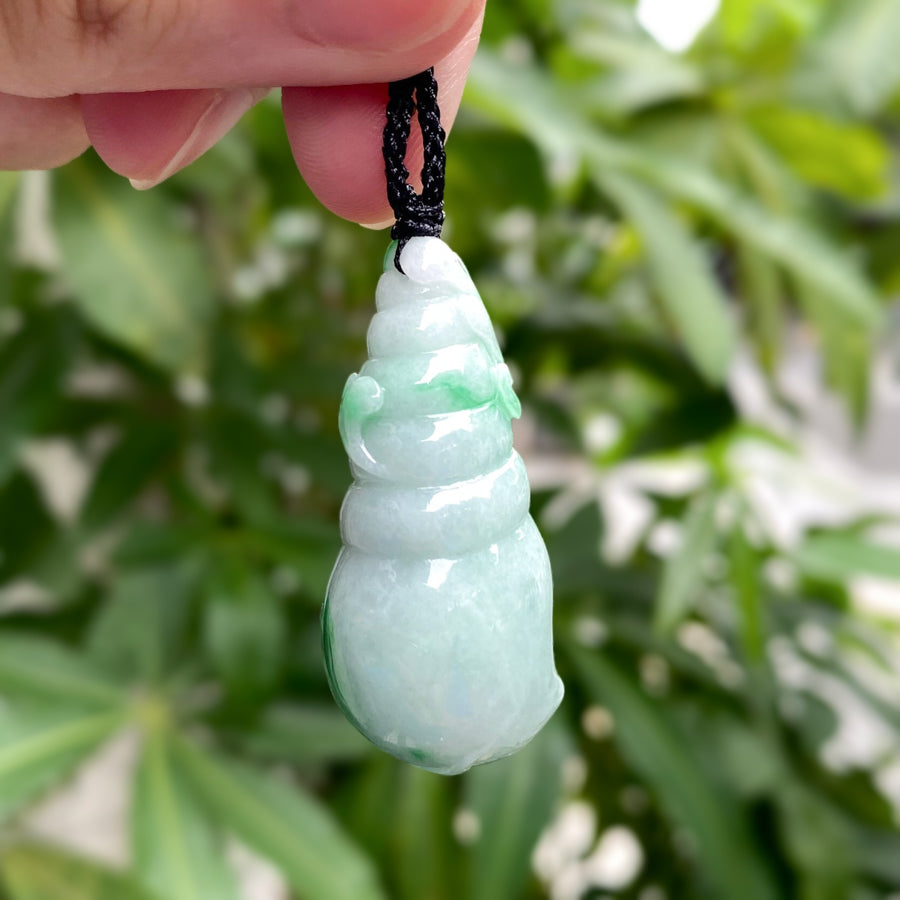 Gransky Natural Burmese Jadeite Sea Shell Pendant - Handmade Ocean-Inspired Jewelry Gift