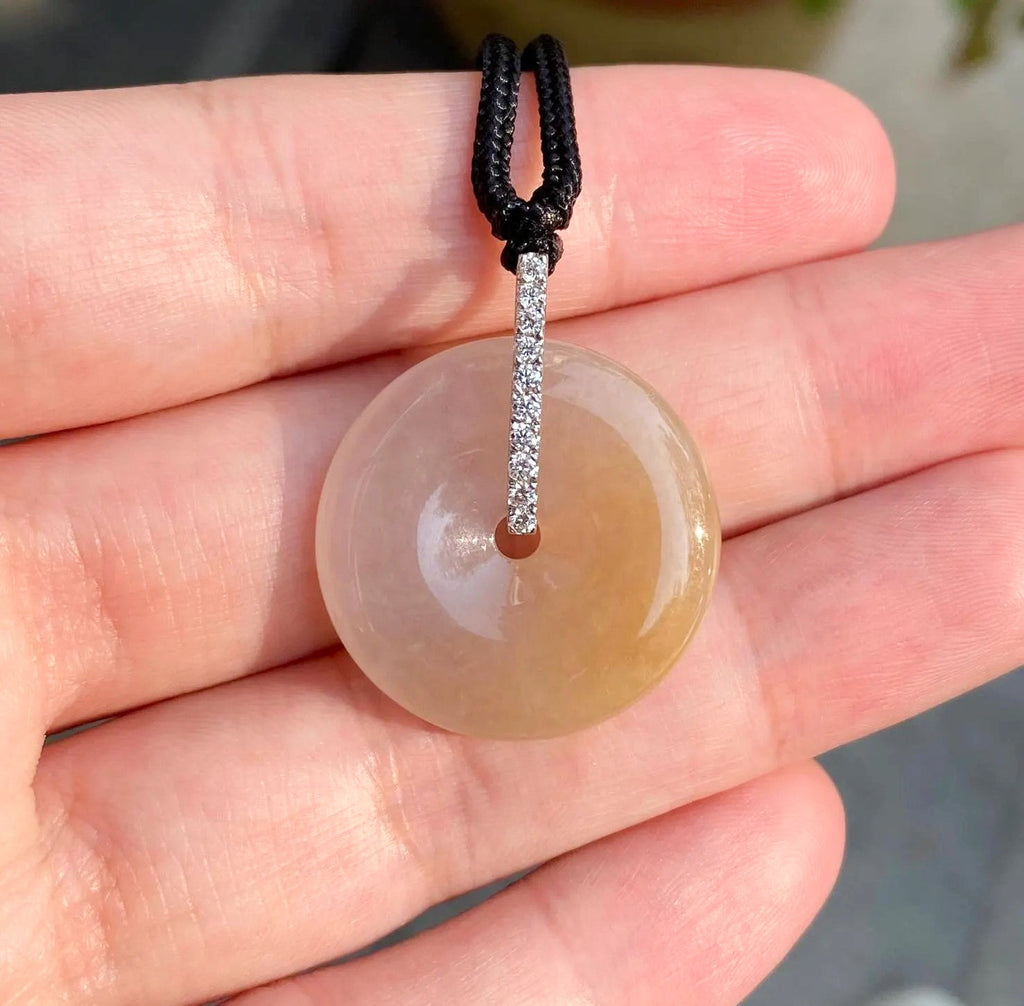 Imperial Brown Jade Disc Pendant – High Translucency, 18K White Gold & Diamonds