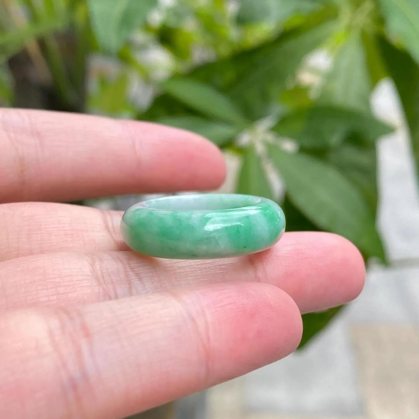 Size 8 Natural Type-A Burmese Imperial Green Jade Band Ring