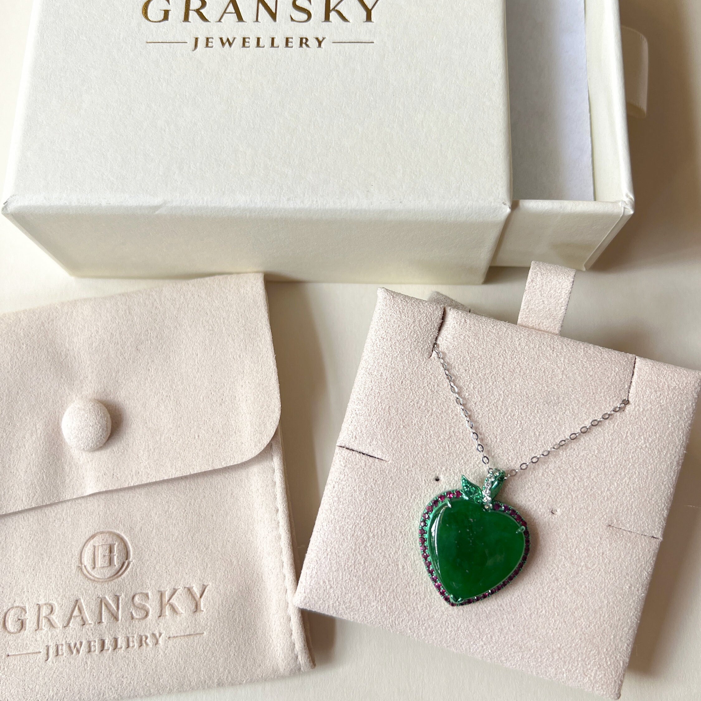 Imperial Green Heart-Shaped Jade Pendant – 18K Green Gold & Ruby Accent
