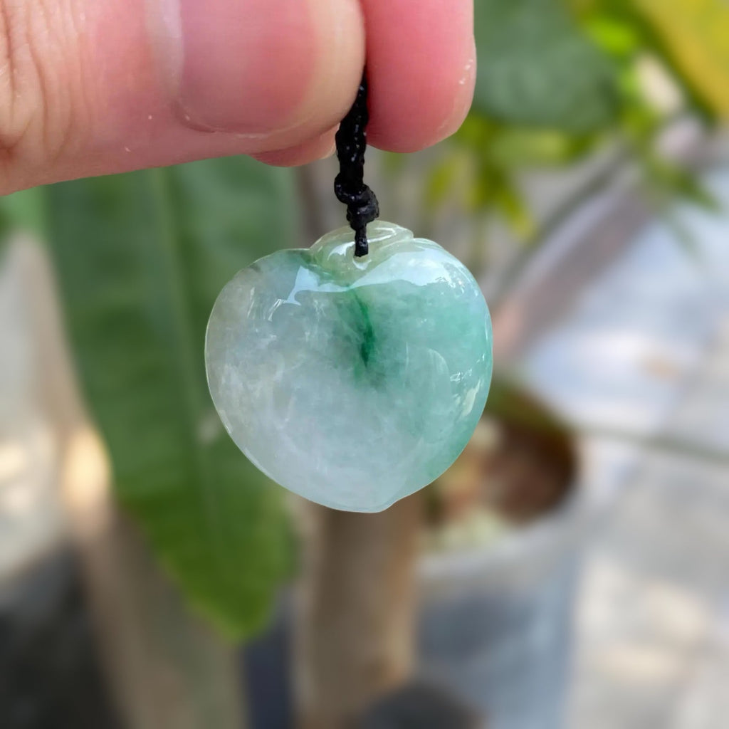 Green Peach-Shaped Carved Jadeite Pendant Necklace