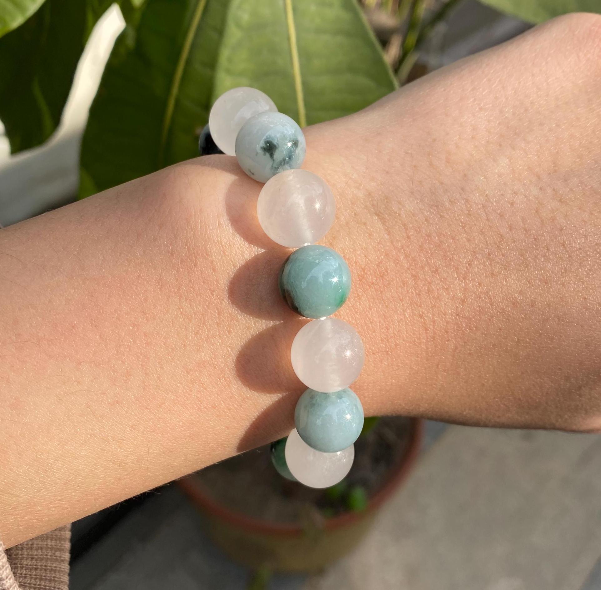 Natural Type-A Burmese Jadeite Beaded Bracelet - Green & White, 13mm