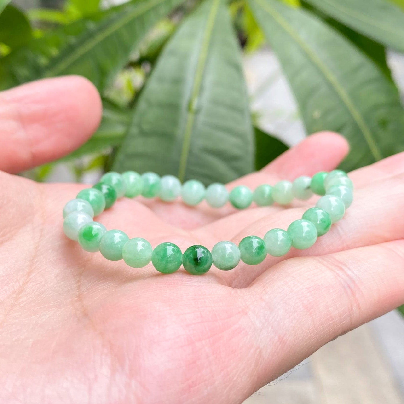 Gransky Jewellery Apple Green Jade Beaded Bracelet - 17cm