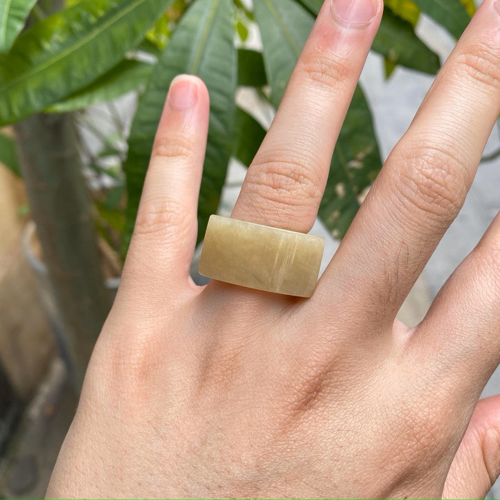 Brown Wide Band Jade Ring - Size US 8, Smooth Vibrant Brown, Minimalist Elegance