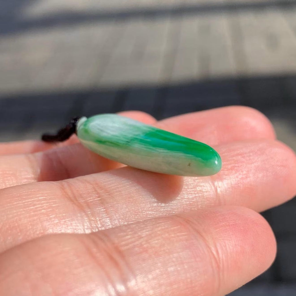 Green Jade Pepper Pendant - Natural Burmese Jadeite Necklace Symbolizing Passion & Prosperity