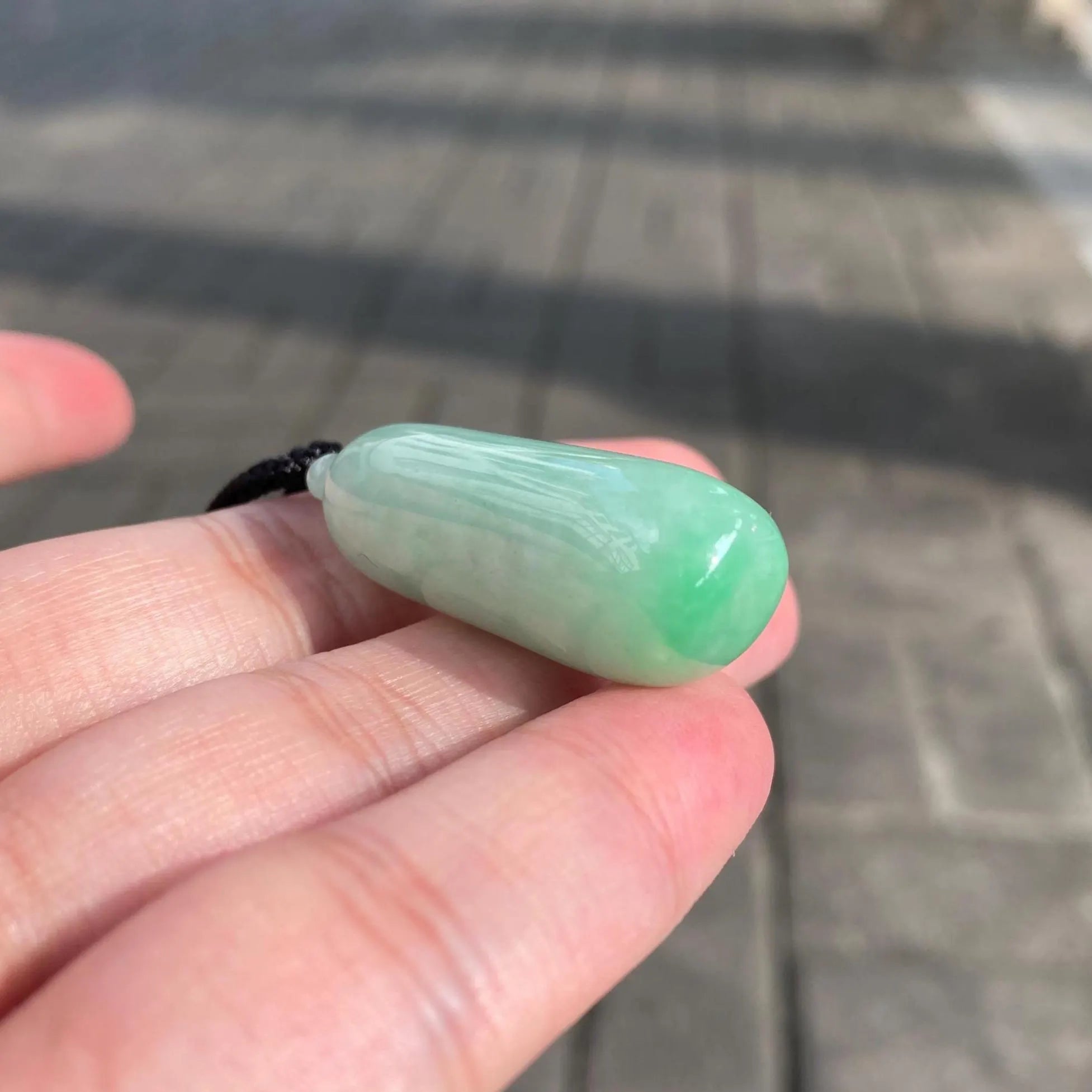 Gransky Handmade Melon Shape Green Jade Pendant