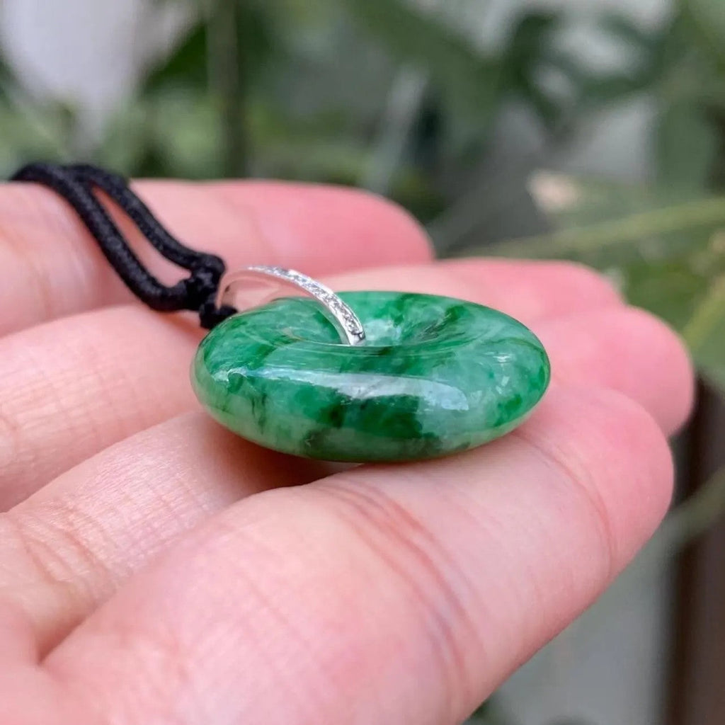 24mm Imperial Green Jade Donut Pendant – 18K White Gold & Diamonds
