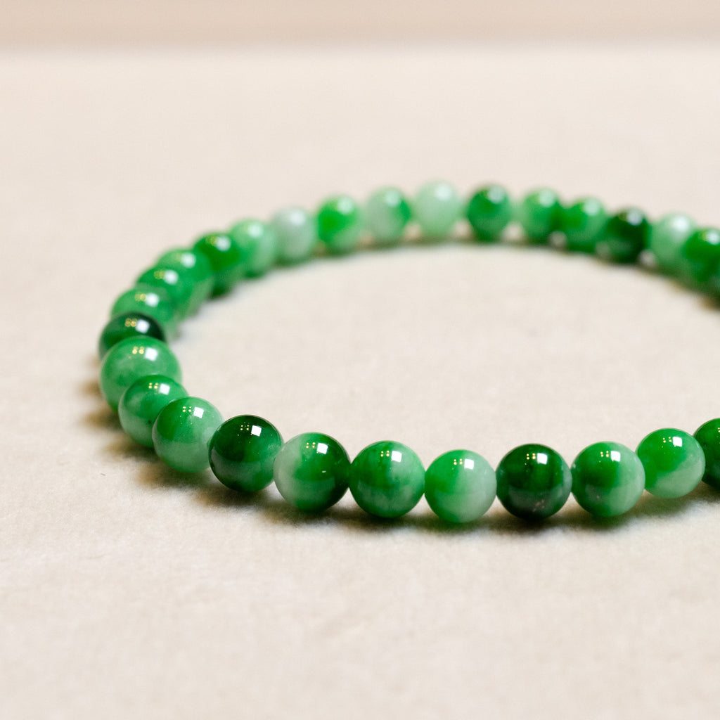 Imperial Green Jade Beaded Bracelet – Stretchy 17cm with 35 Natural Jade Beads (5mm-6mm)
