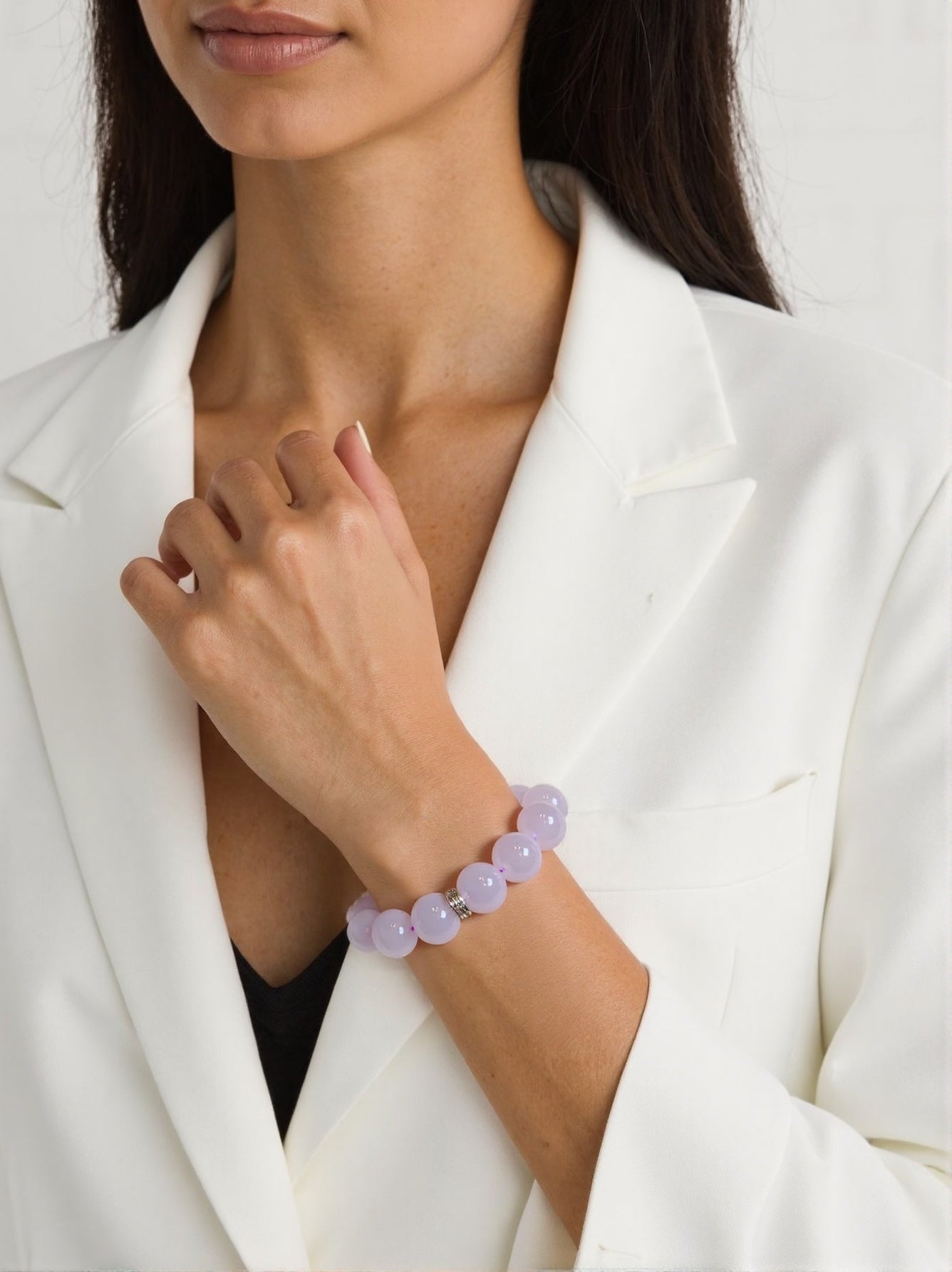 Stunning White Jadeite Beaded Bracelet – 9.5mm Translucent Jade Beads with Gold-Plated Diamond Partitions, 17cm Length