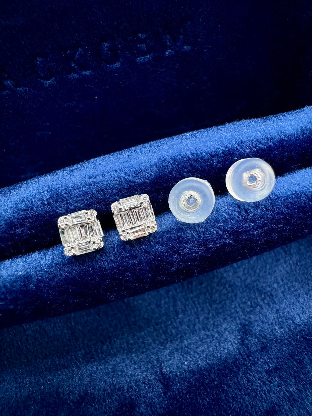 Gransky 18K White Gold Square Natural Diamond Stud Earrings
