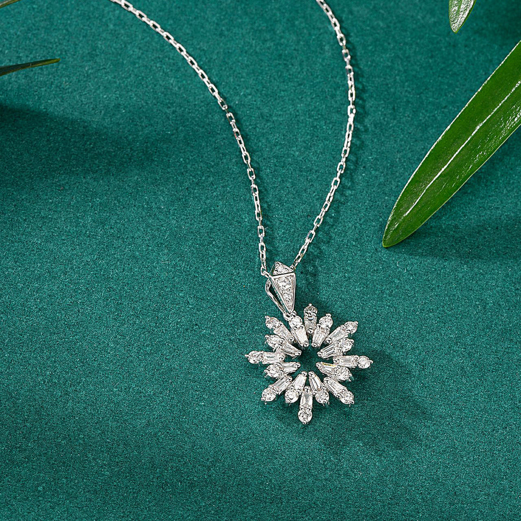 Gransky 18K White Gold Star Diamond Choker Pendant Necklace