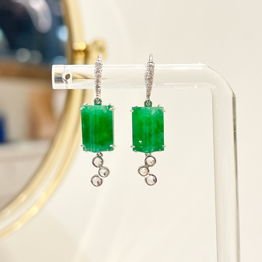 GRANSKY X KATHERINE 18K Gold Intense Green Jadeite Diamond Earrings
