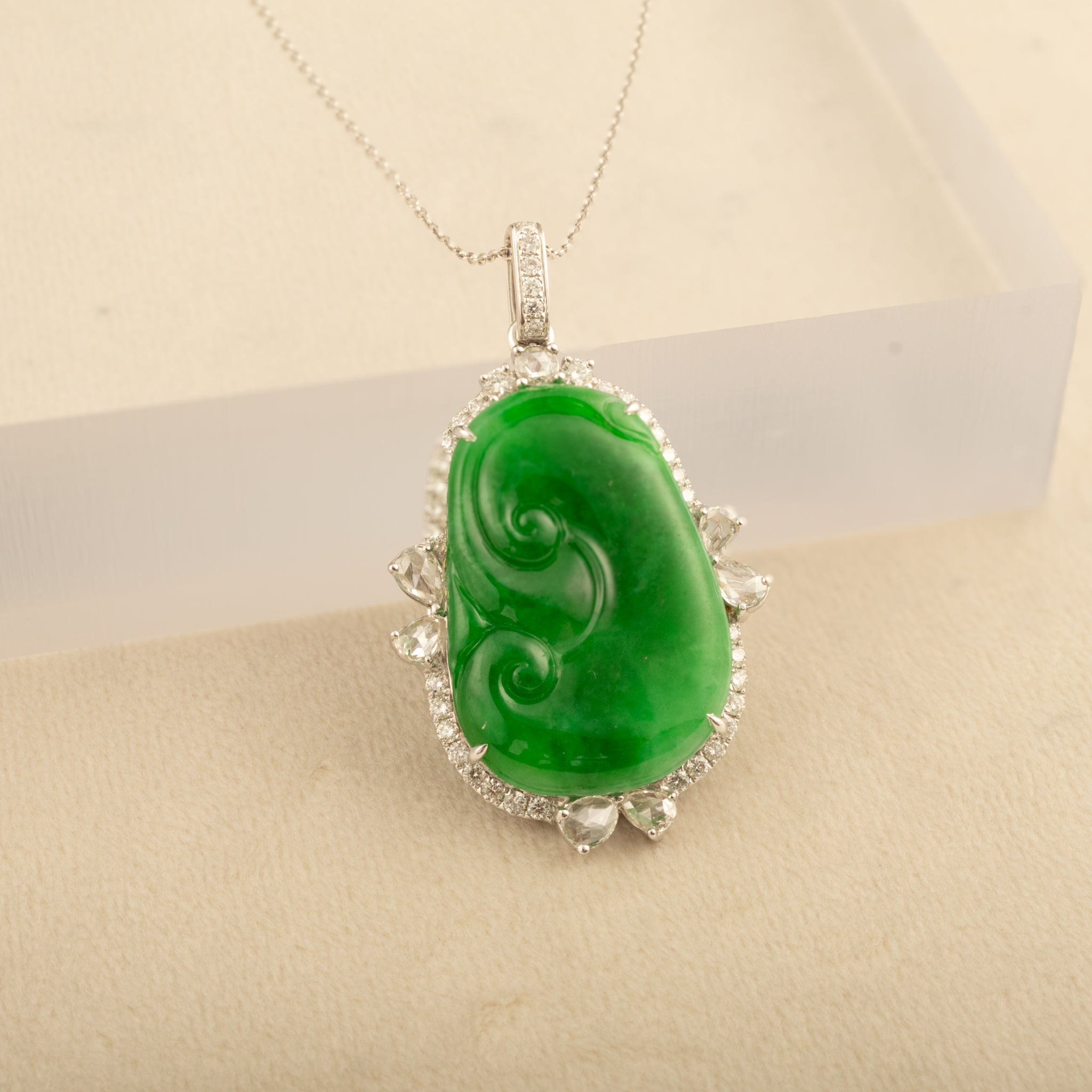 18K Gold Jade Ruyi Pendant Necklace with Diamonds, GRANSKY X KATHERINE