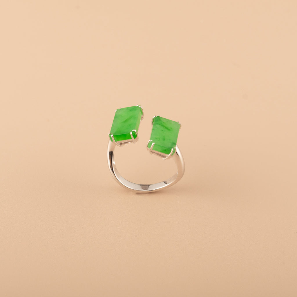 GRANSKY X KATHERINE 18K White Gold Natural Green Jade Bypass Jade Ring