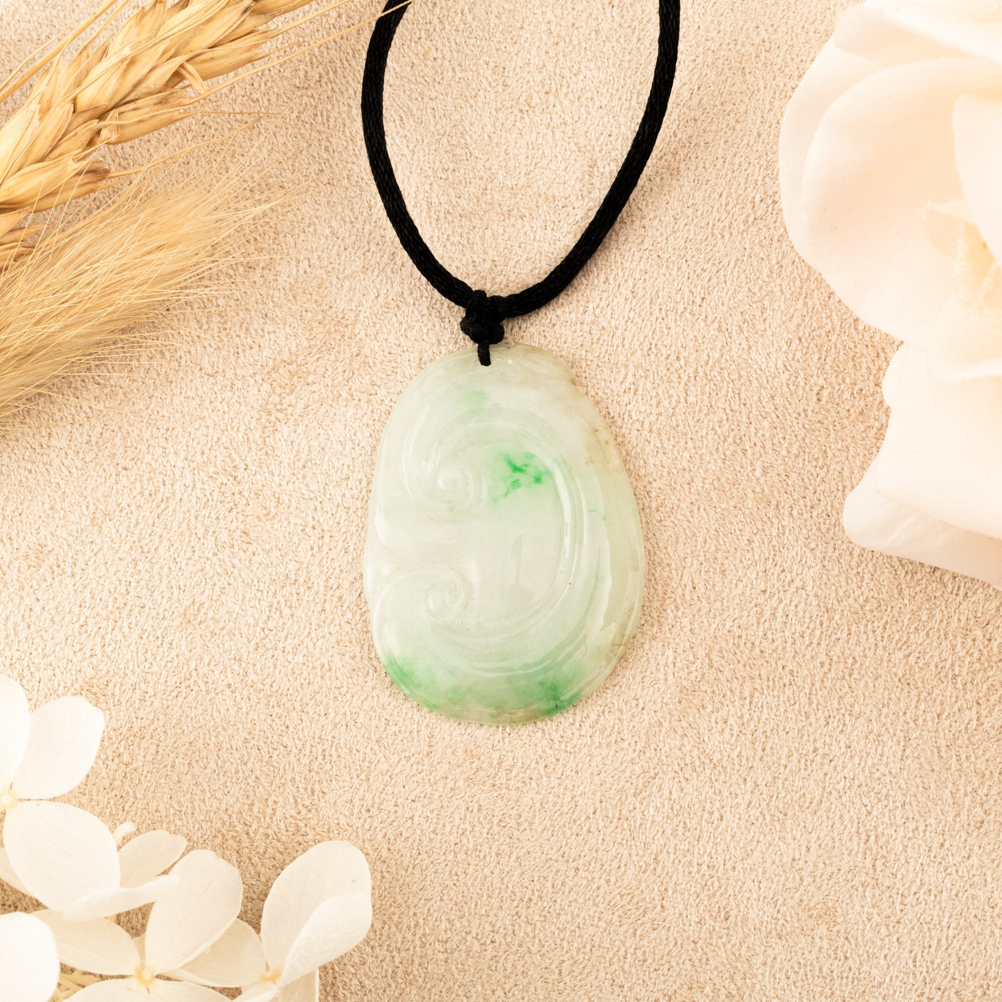 Gransky Handmade Jewelry Dainty Ruyi Jade Pendant Gift