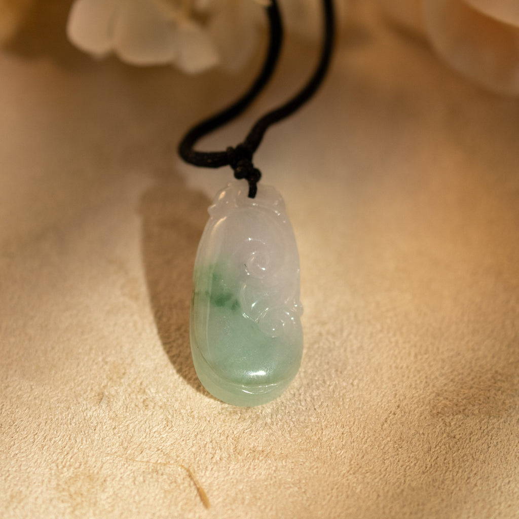 Green Ruyi Jade Pendant