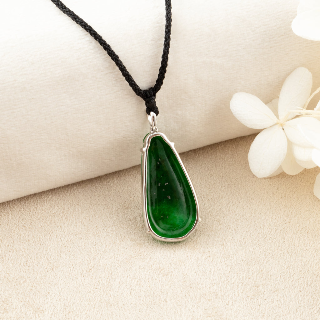 Handmade Carving Melon Shape Jade Pendant Necklace