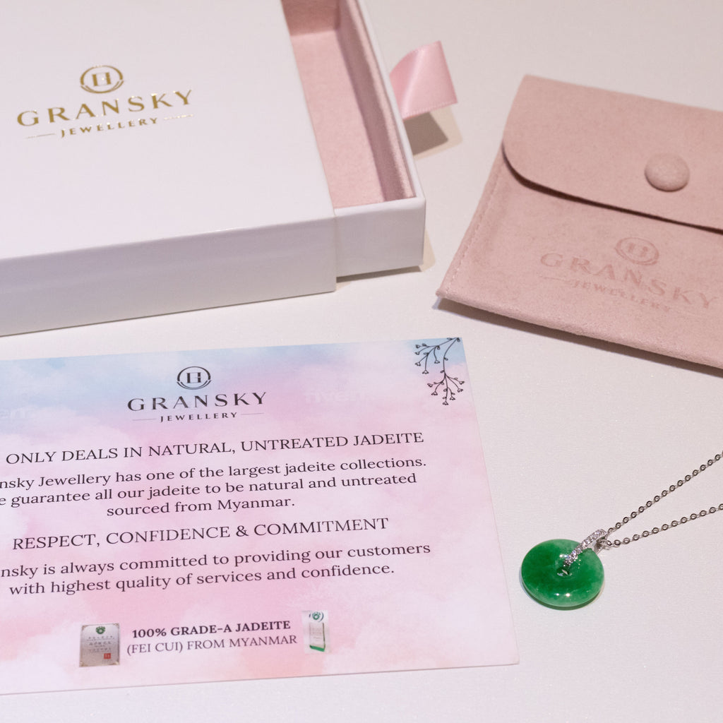 Imperial Apple Green Jade Donut Pendant Necklace 18K White Gold Diamonds 16.6mm