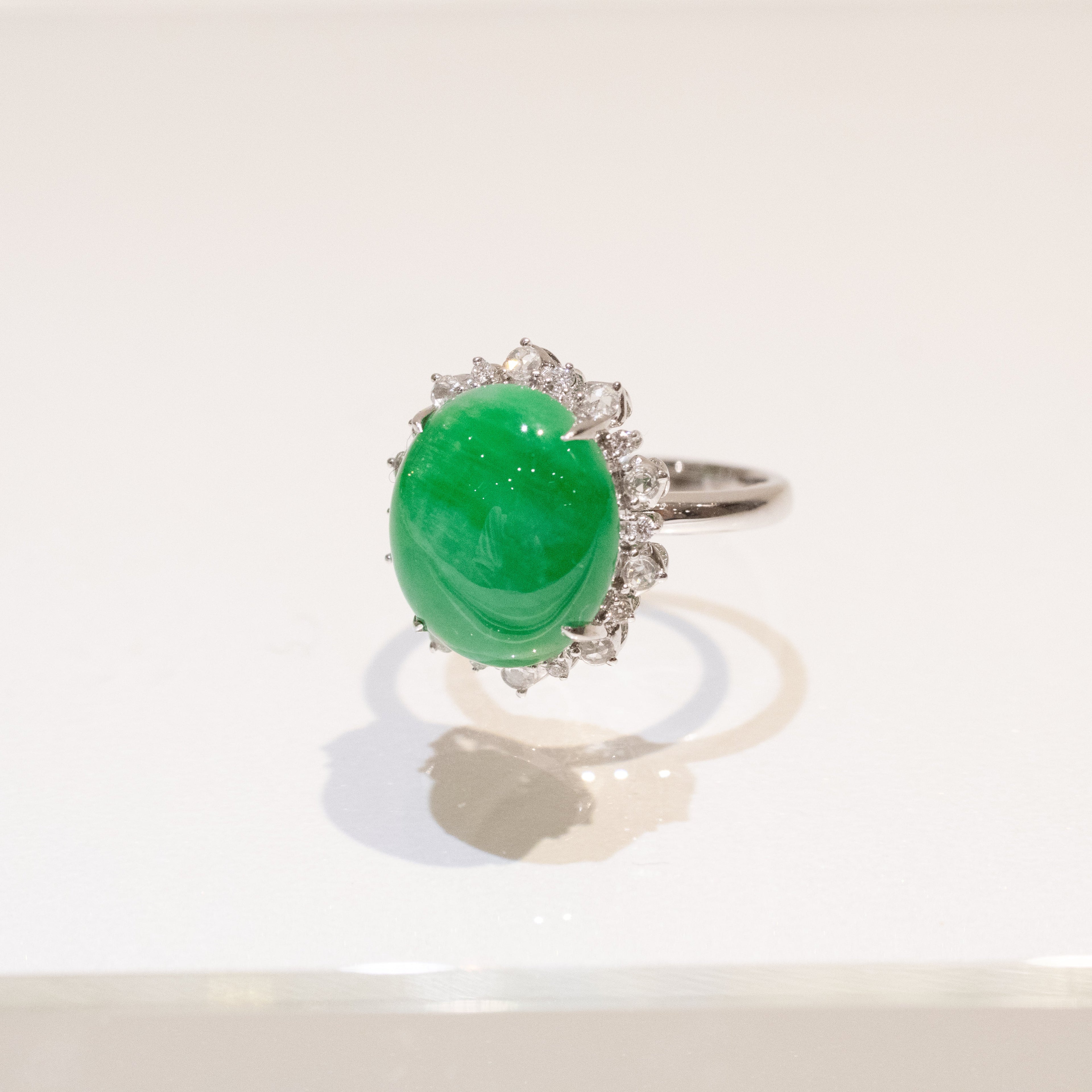 US6.25 Bright Apple Green Cabochon Jadeite Ring – 18k White Gold & Natural Diamonds