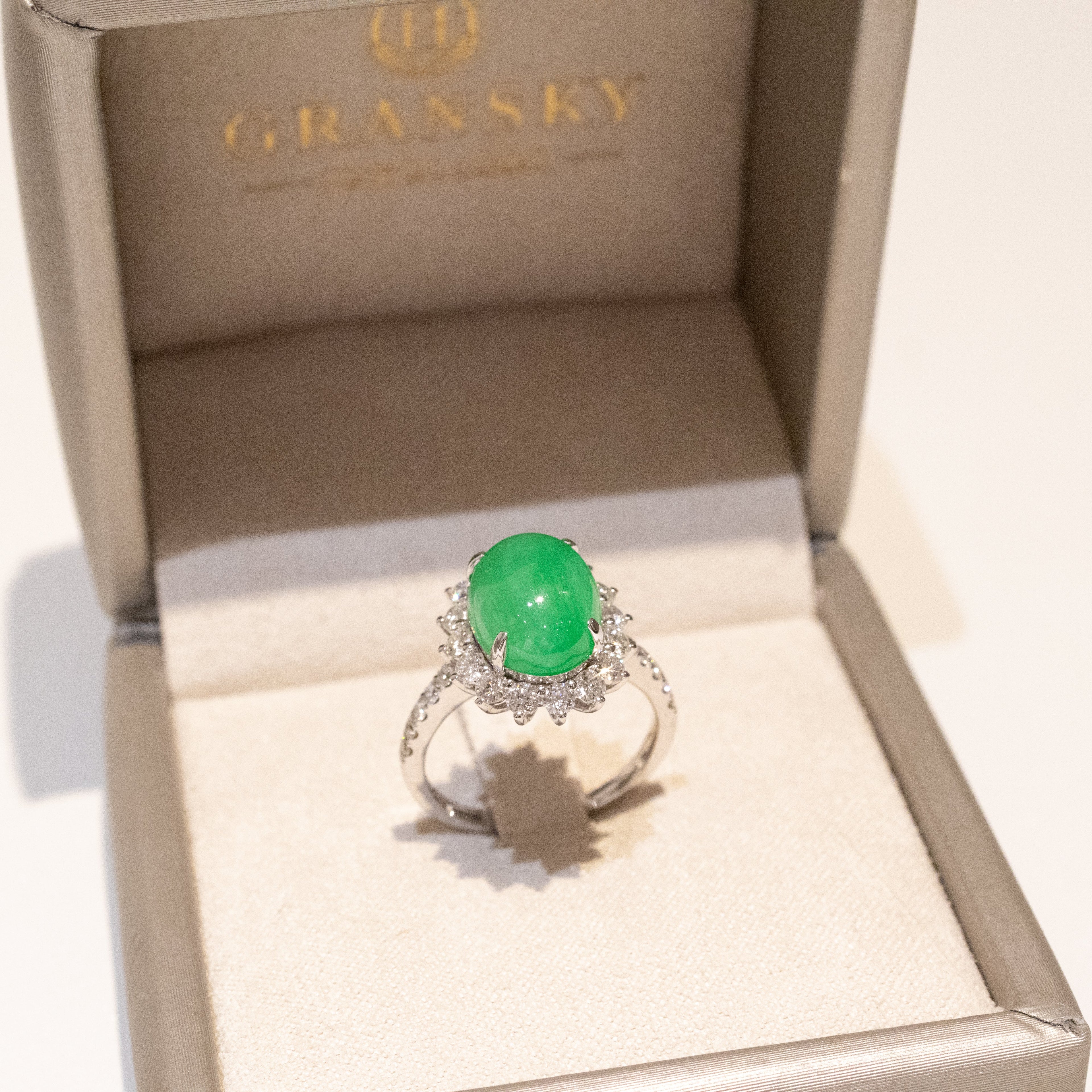 US6.5 Apple Green Jadeite Ring – Natural Untreated Type A Jadeite