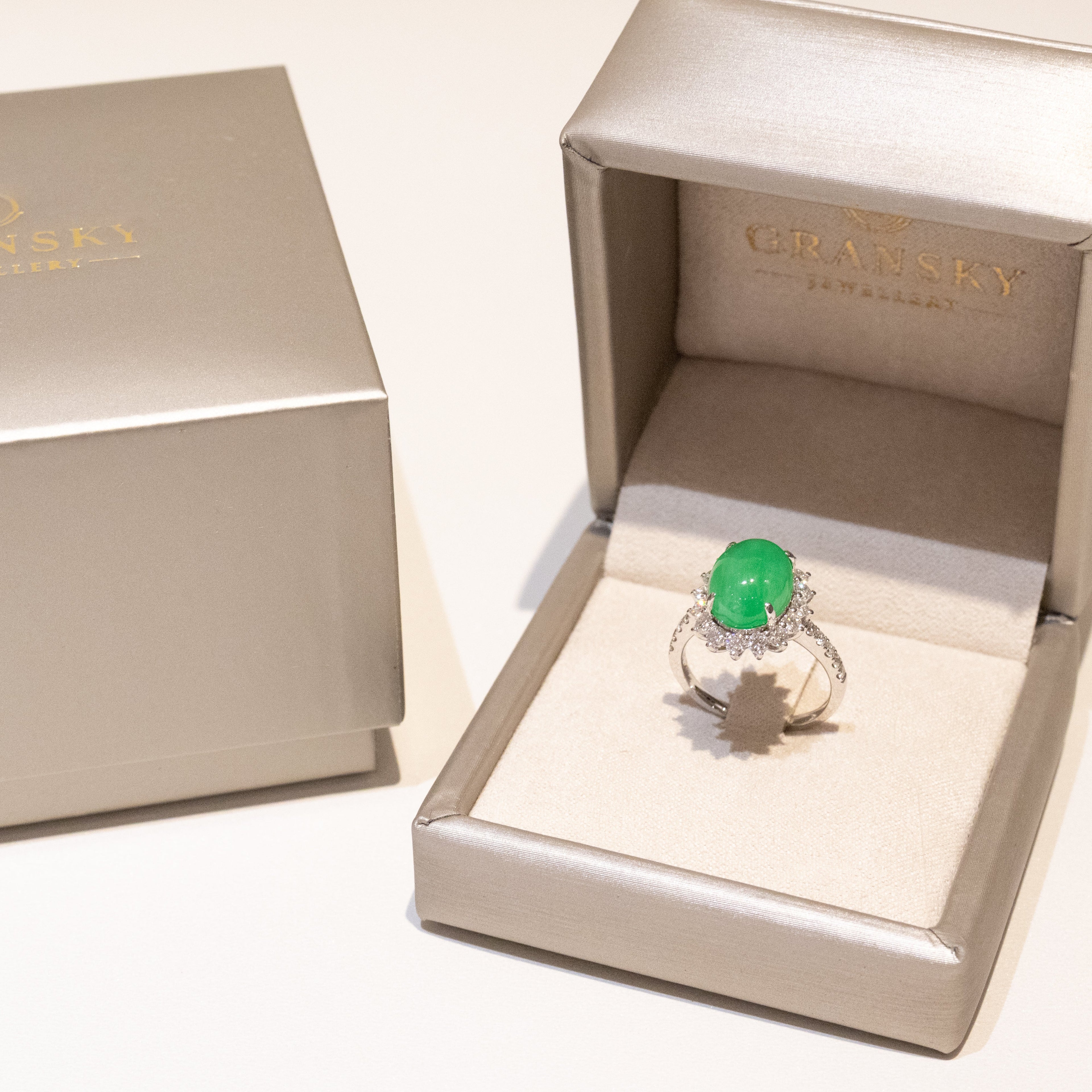 US6.5 Apple Green Jadeite Ring – Natural Untreated Type A Jadeite