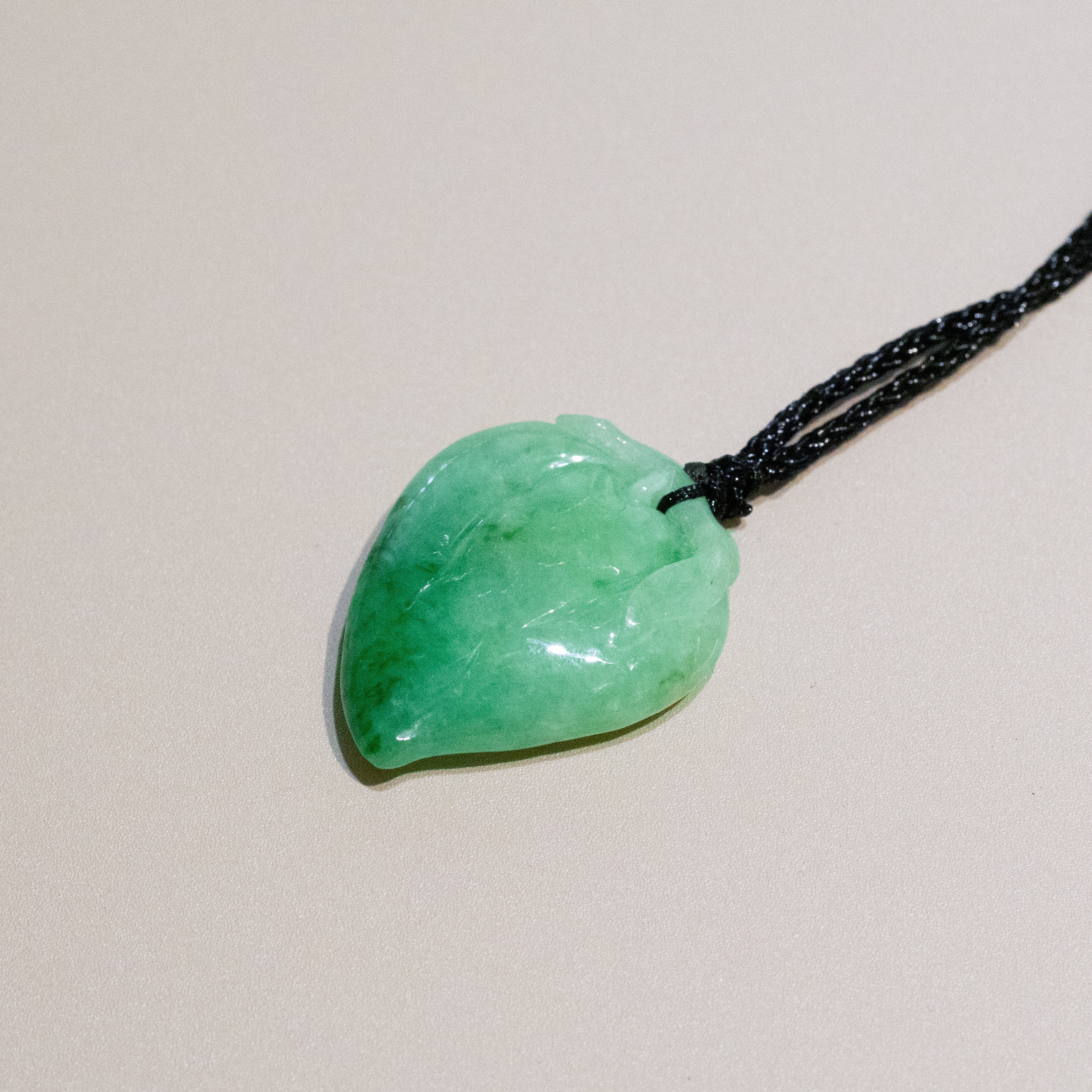 Green Peach-Shaped Carved Jadeite Pendant Necklace