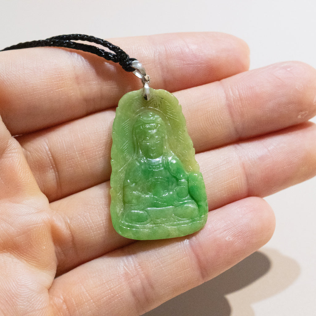 43.8mm Handmade Bright Green Guanyin Jade Pendant in 18K White Gold