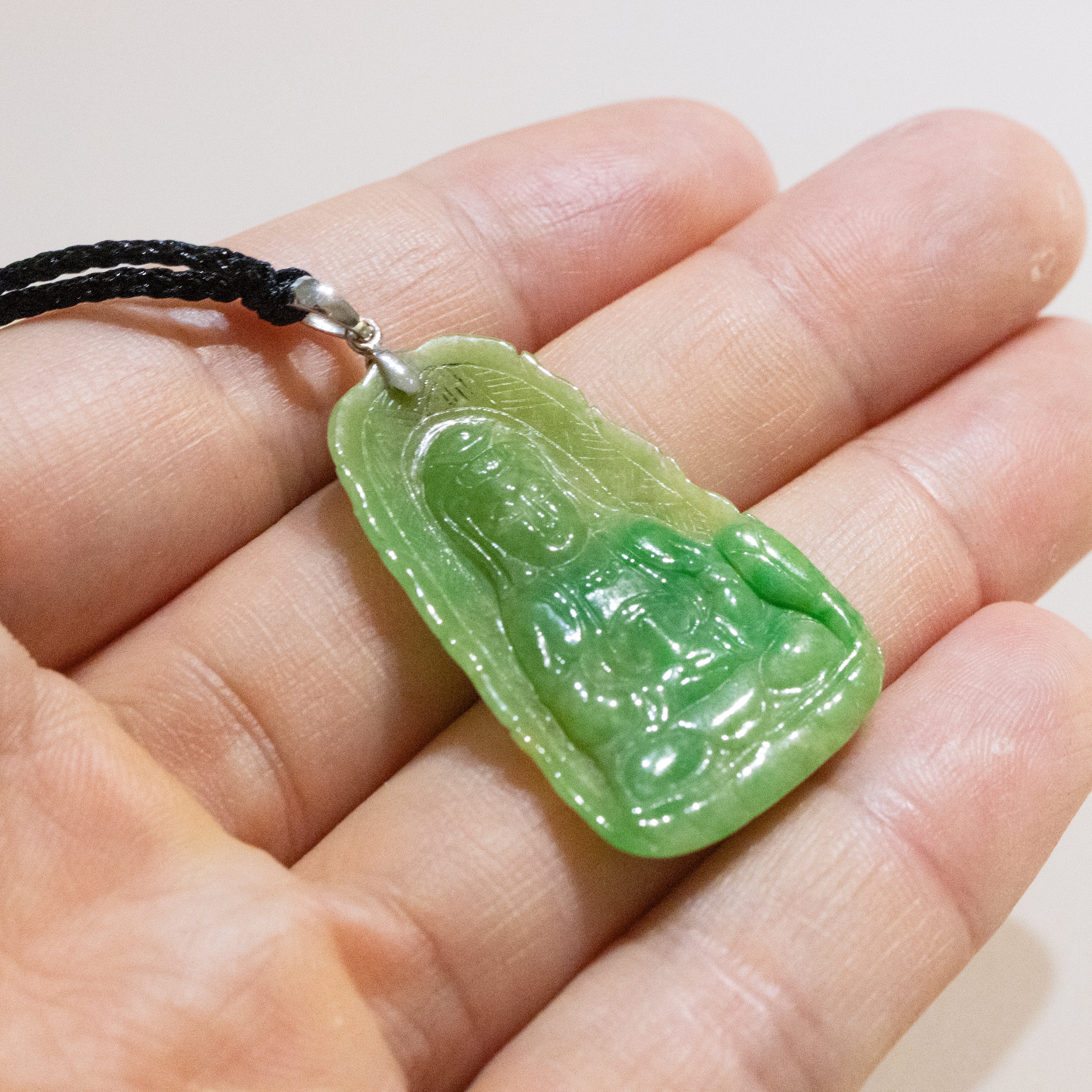 43.8mm Handmade Bright Green Guanyin Jade Pendant in 18K White Gold