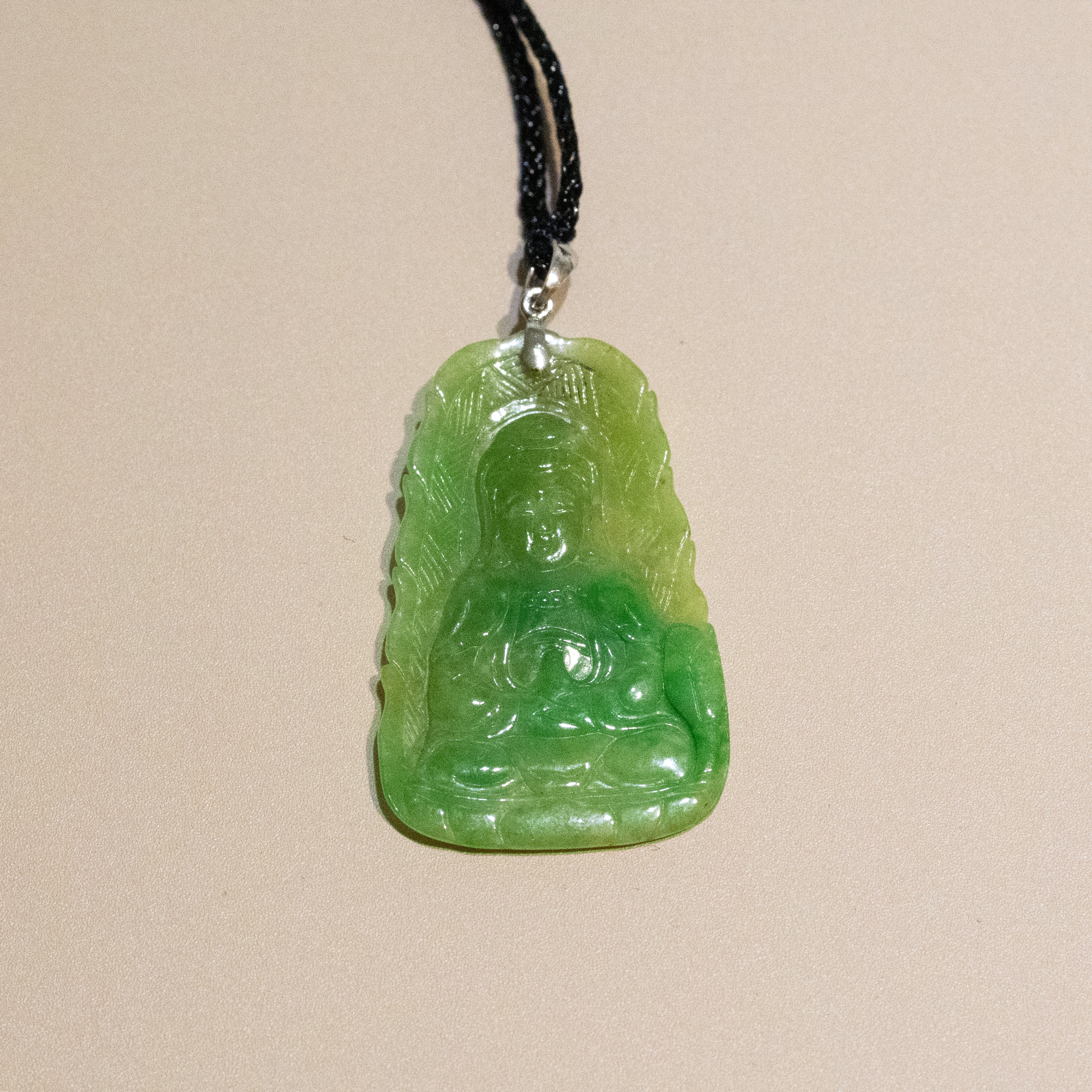 43.8mm Handmade Bright Green Guanyin Jade Pendant in 18K White Gold