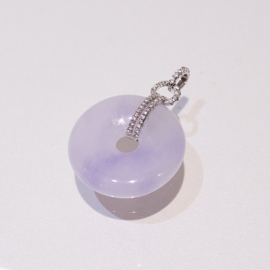 Luxurious Purple Jade Donut Pendant Necklace in 18K White Gold with Diamonds