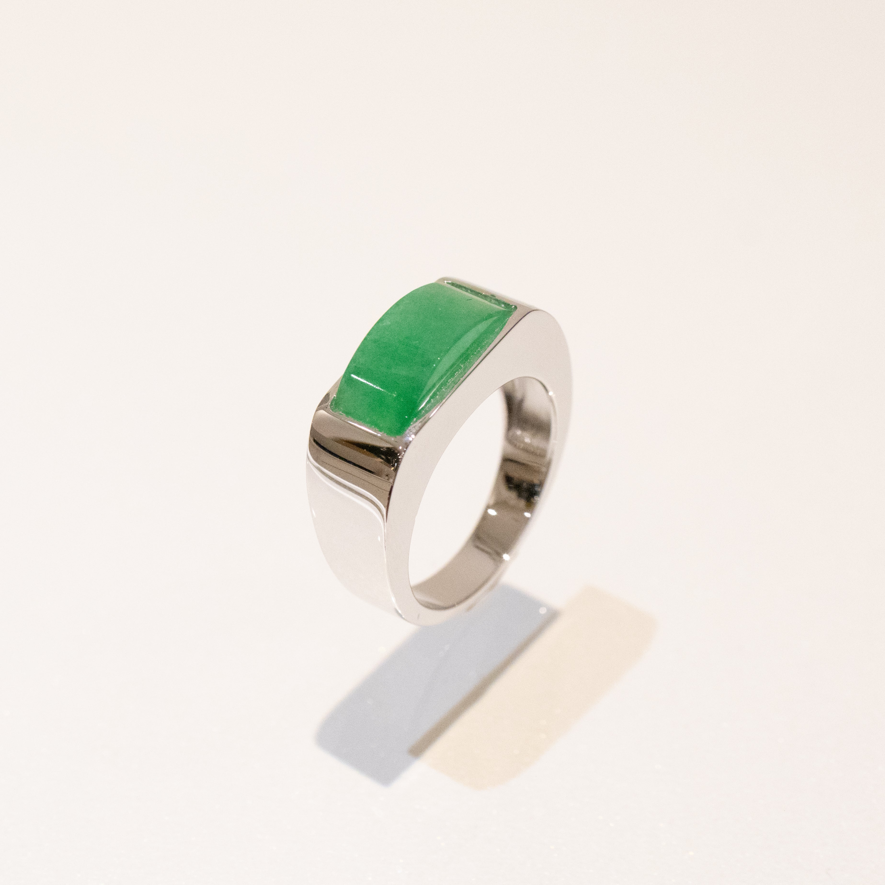 GRANSKY X KATHERINE 18K Gold A-Grade Natural Vivid Green Jadeite Ring