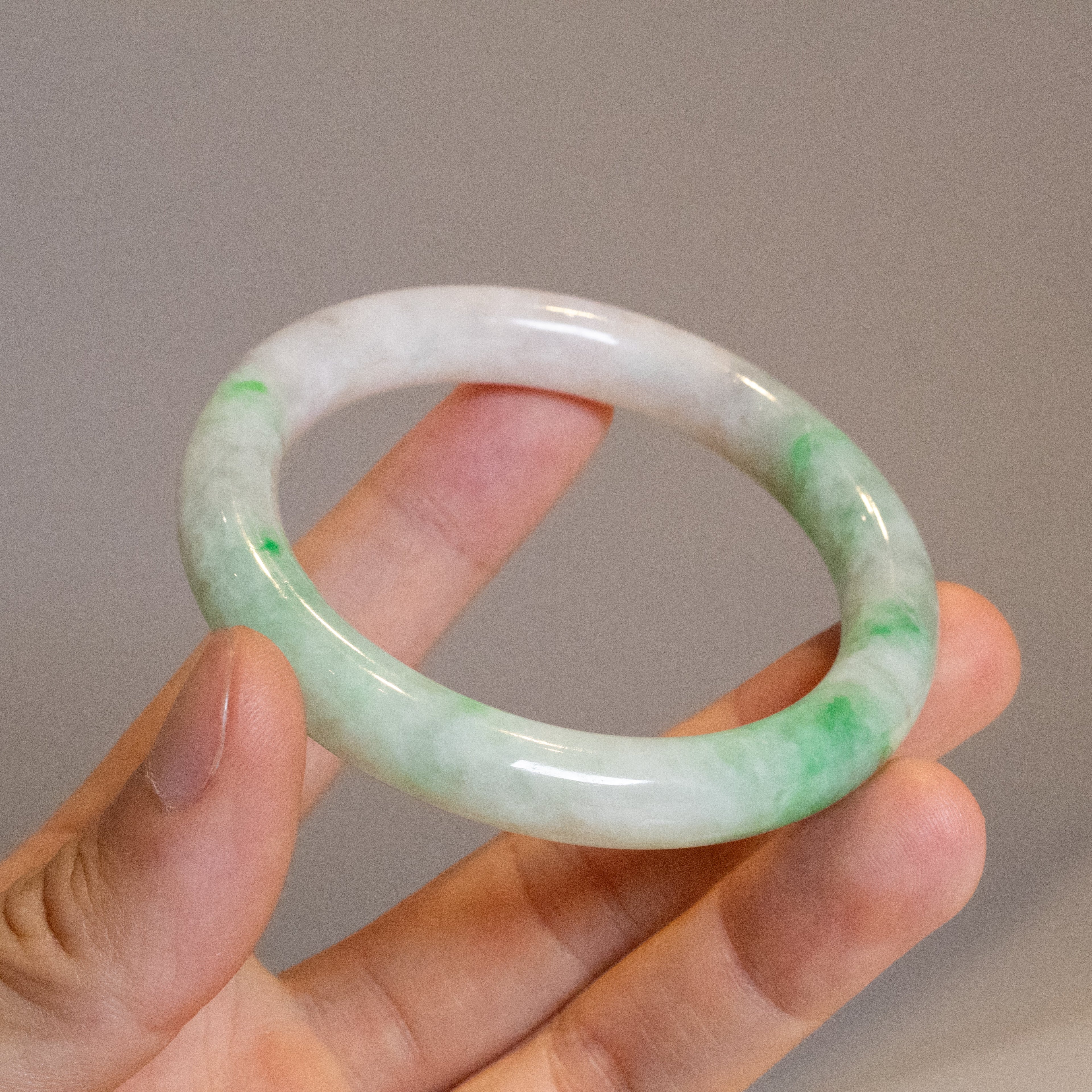 54.6mm Bright Green Color Jadeite Bangle – Untreated Natural Green Burmese Jadeite