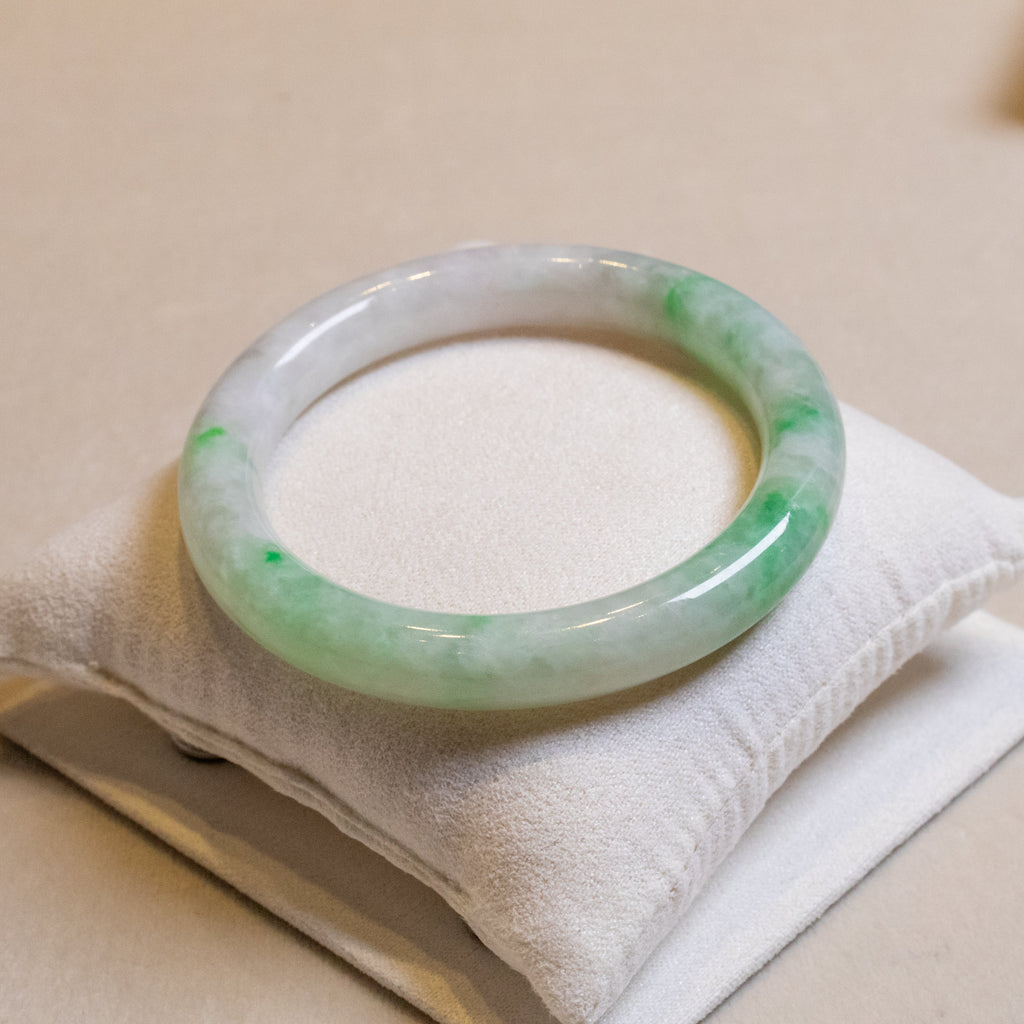 54.6mm Bright Green Color Jadeite Bangle – Untreated Natural Green Burmese Jadeite