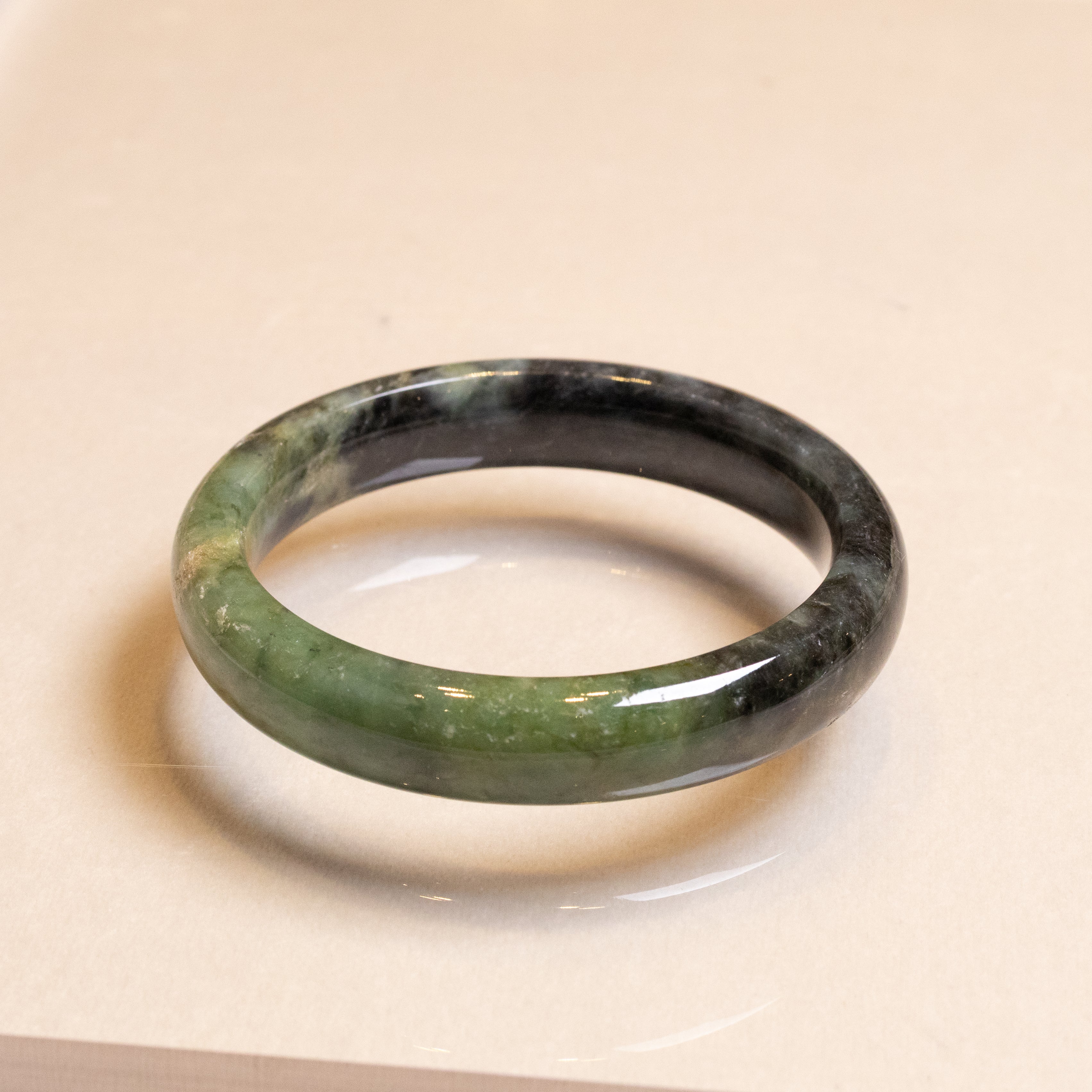 58-60mm Green and Black Jadeite Flat Bangle Bracelet