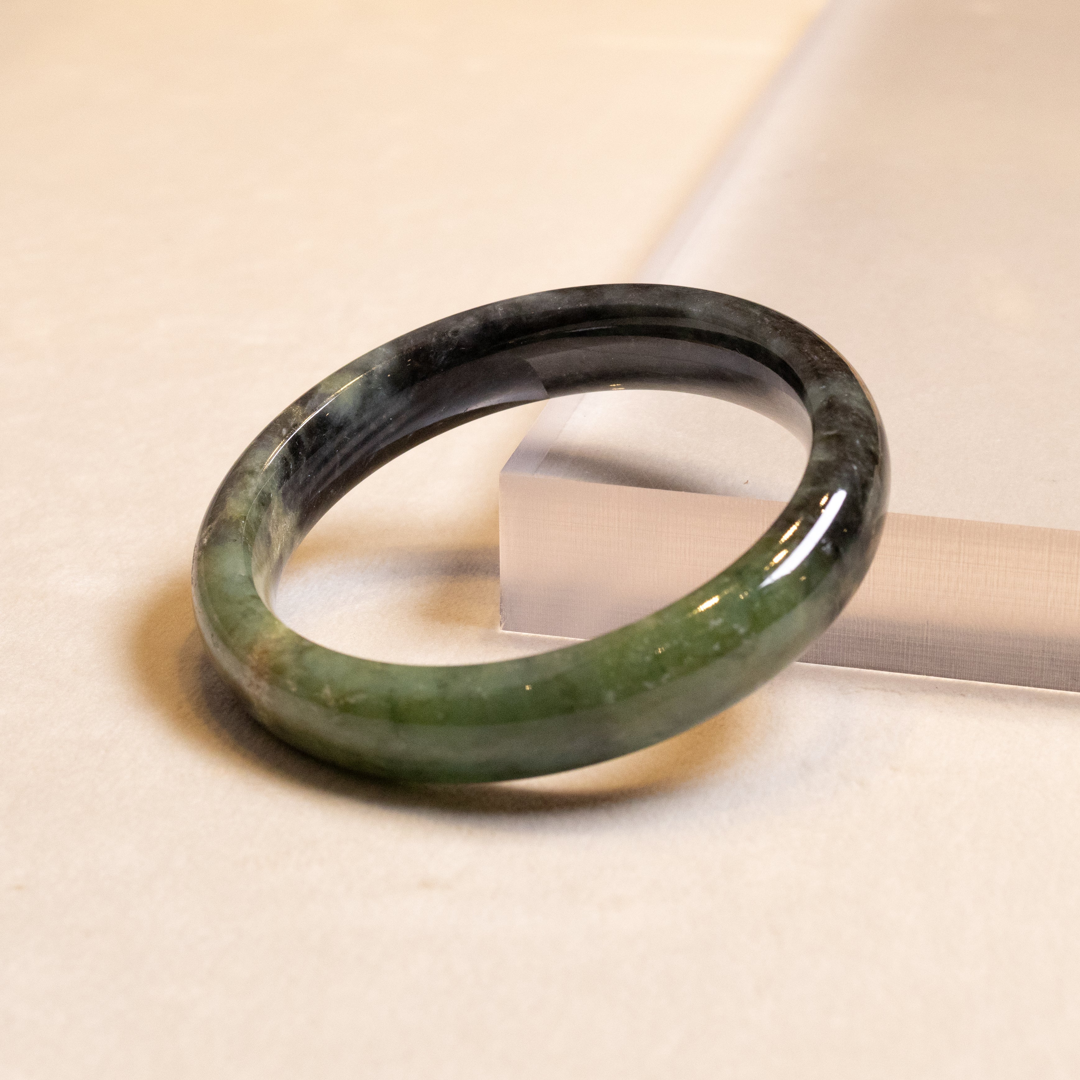 58-60mm Green and Black Jadeite Flat Bangle Bracelet