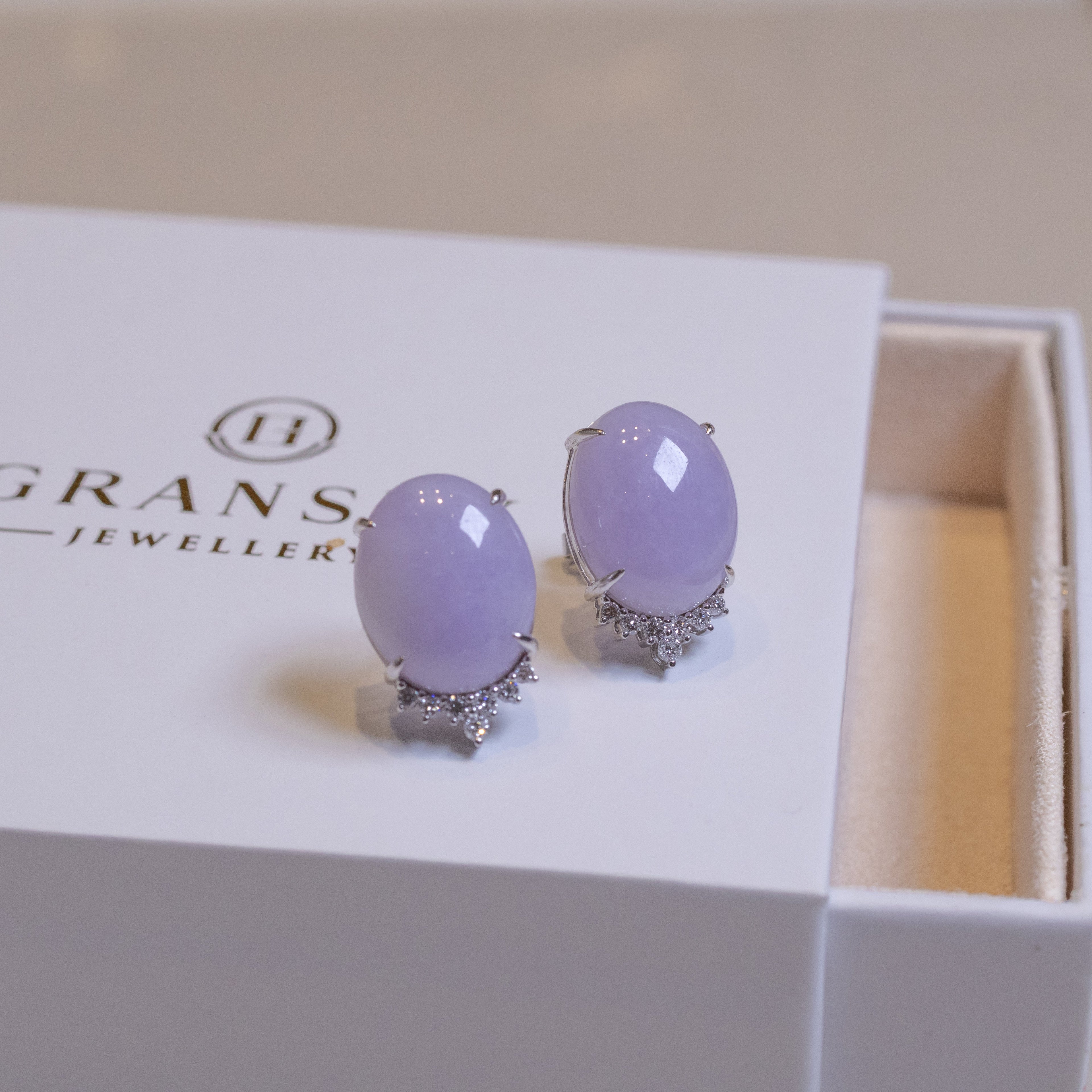 Exquisite Purple Jadeite Stud 18K White Gold Earrings & Diamonds – Genuine Burmese Jadeite