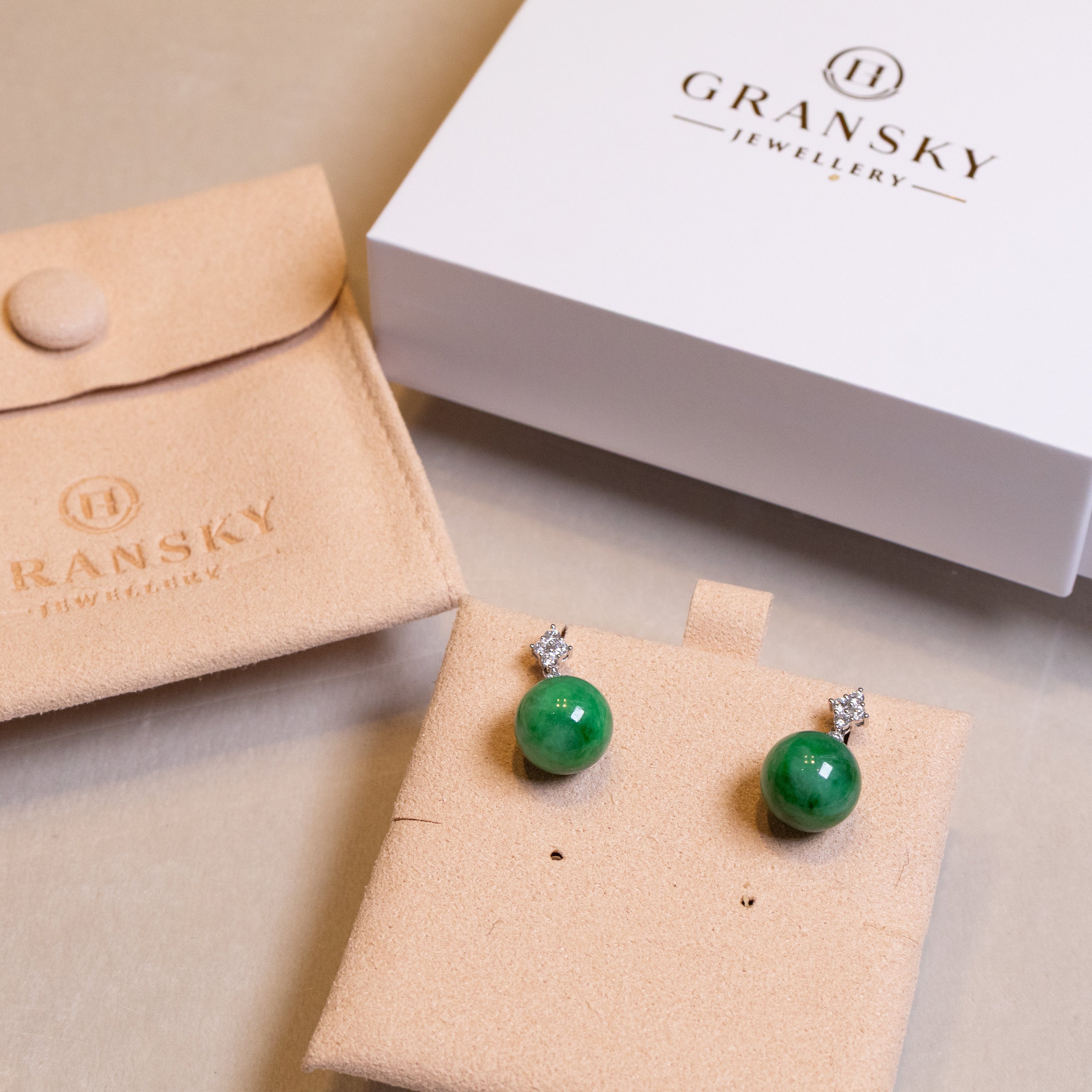 Gransky 18K Gold Intense Green Jade Bead Earrings - Natuarl Type-A Jade
