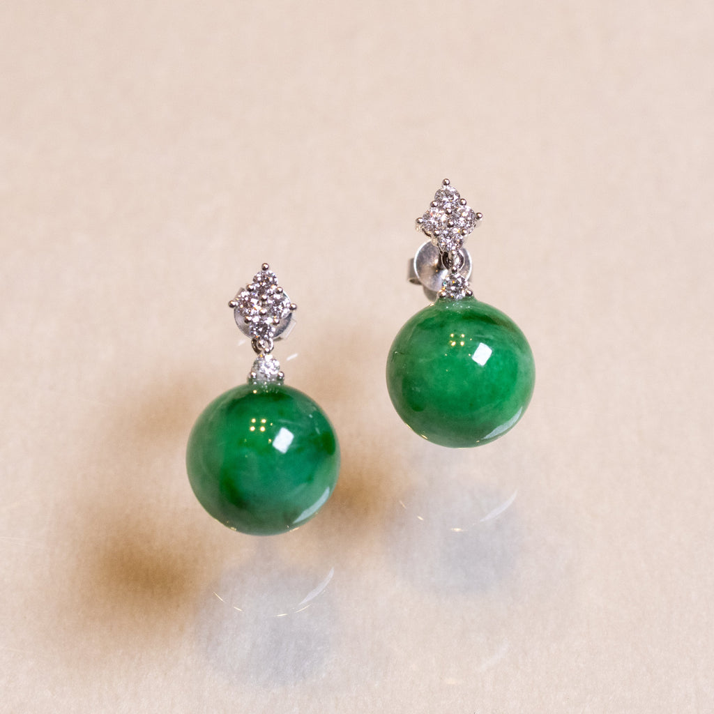 Gransky 18K Gold Intense Green Jade Bead Earrings - Natuarl Type-A Jade