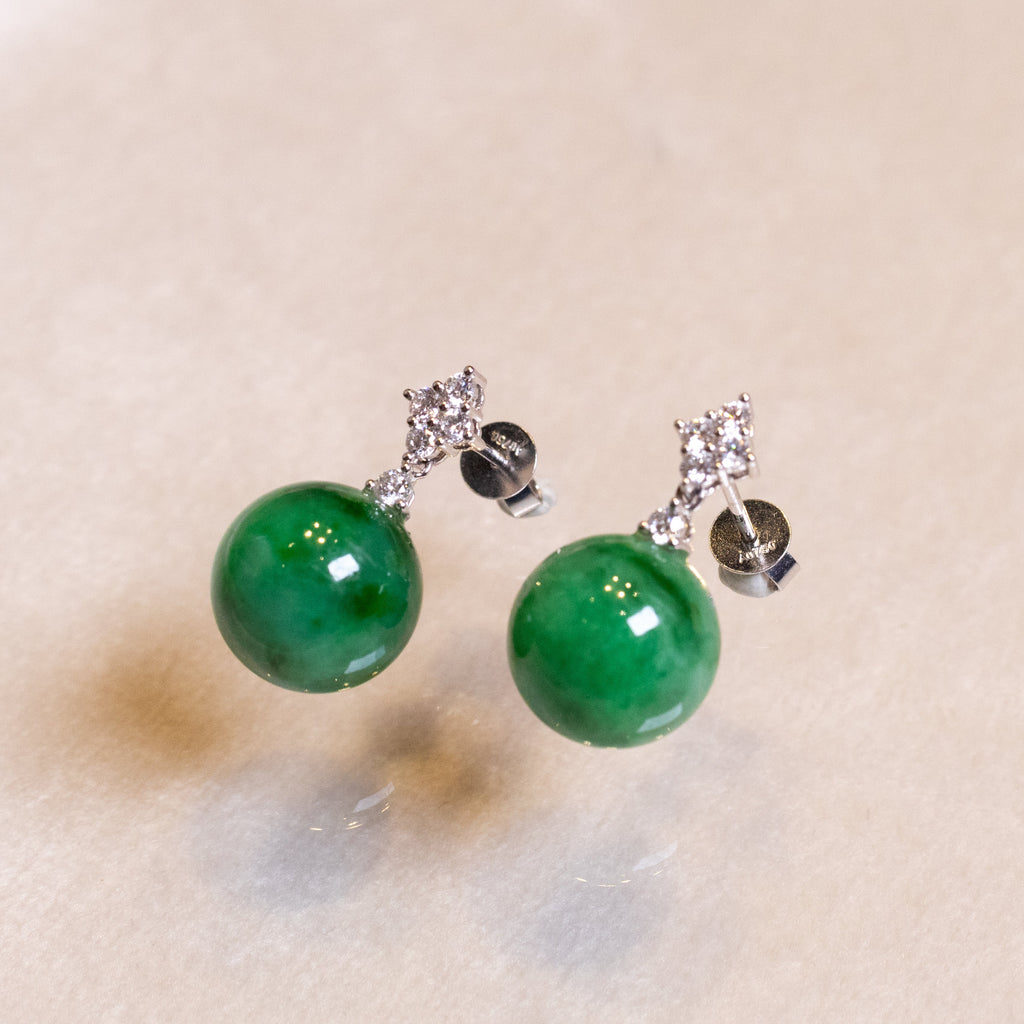 Gransky 18K Gold Intense Green Jade Bead Earrings - Natuarl Type-A Jade